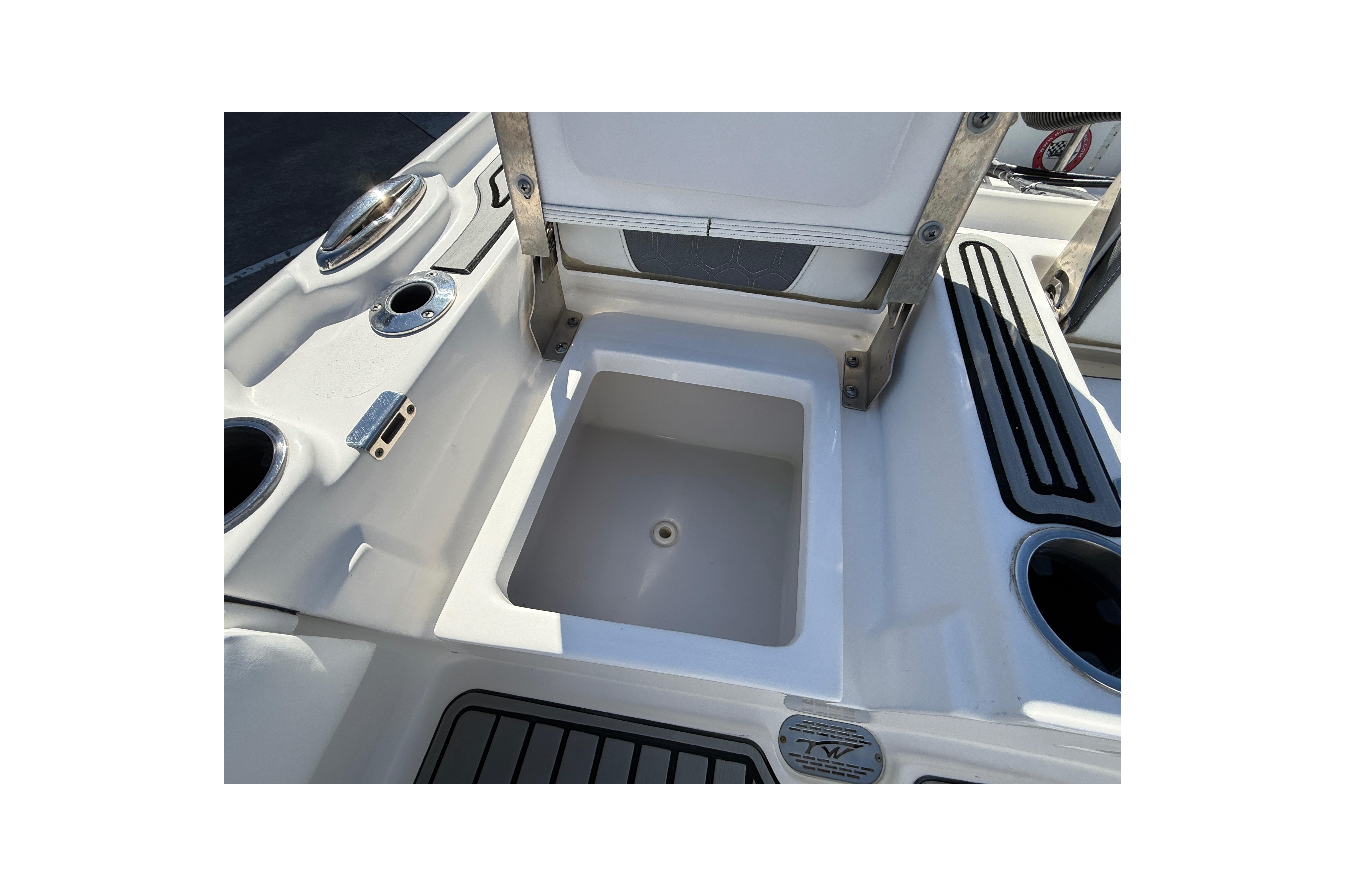2019 Tidewater 2700 Carolina Bay - thumbnail 15