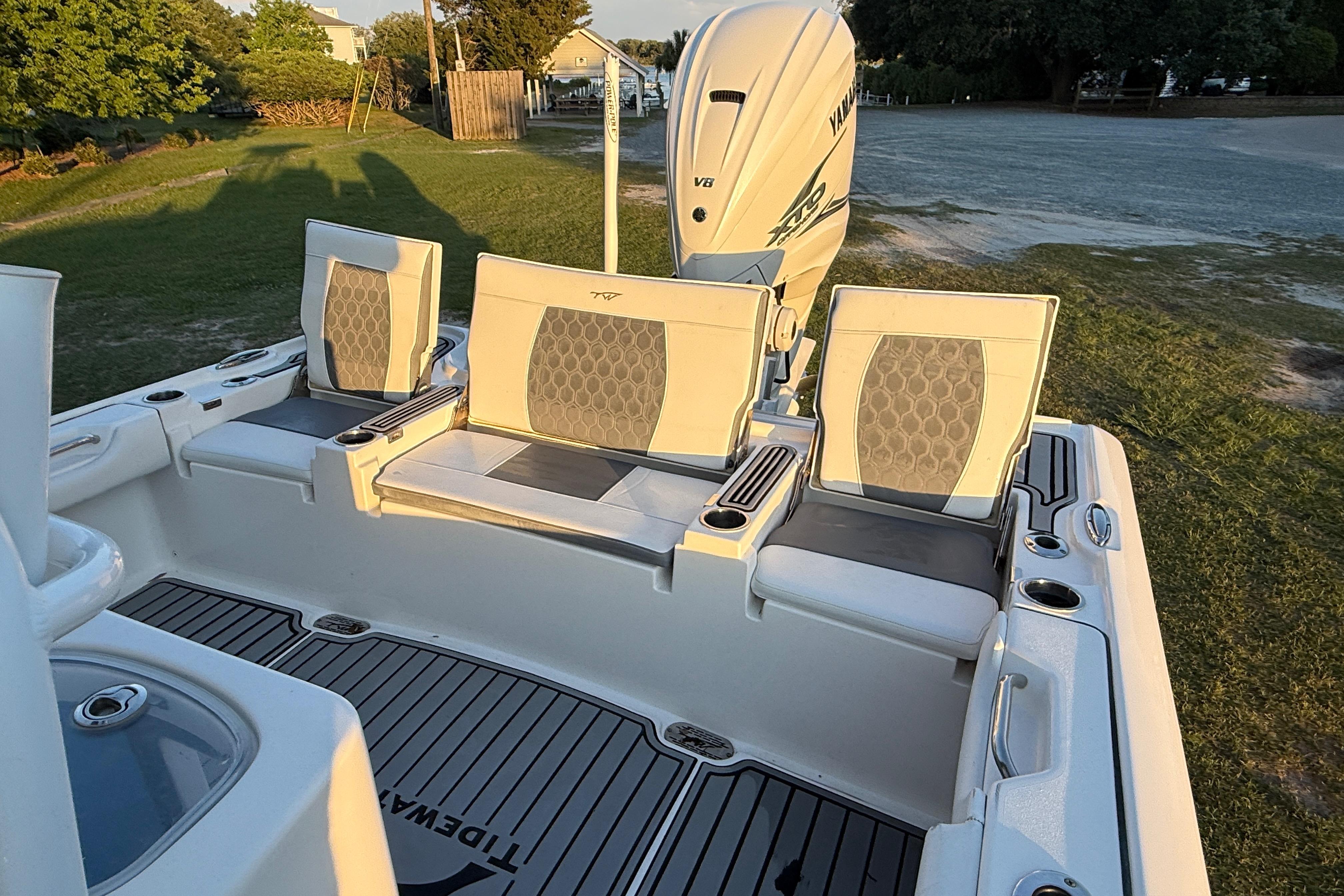 2019 Tidewater 2700 Carolina Bay - thumbnail 11