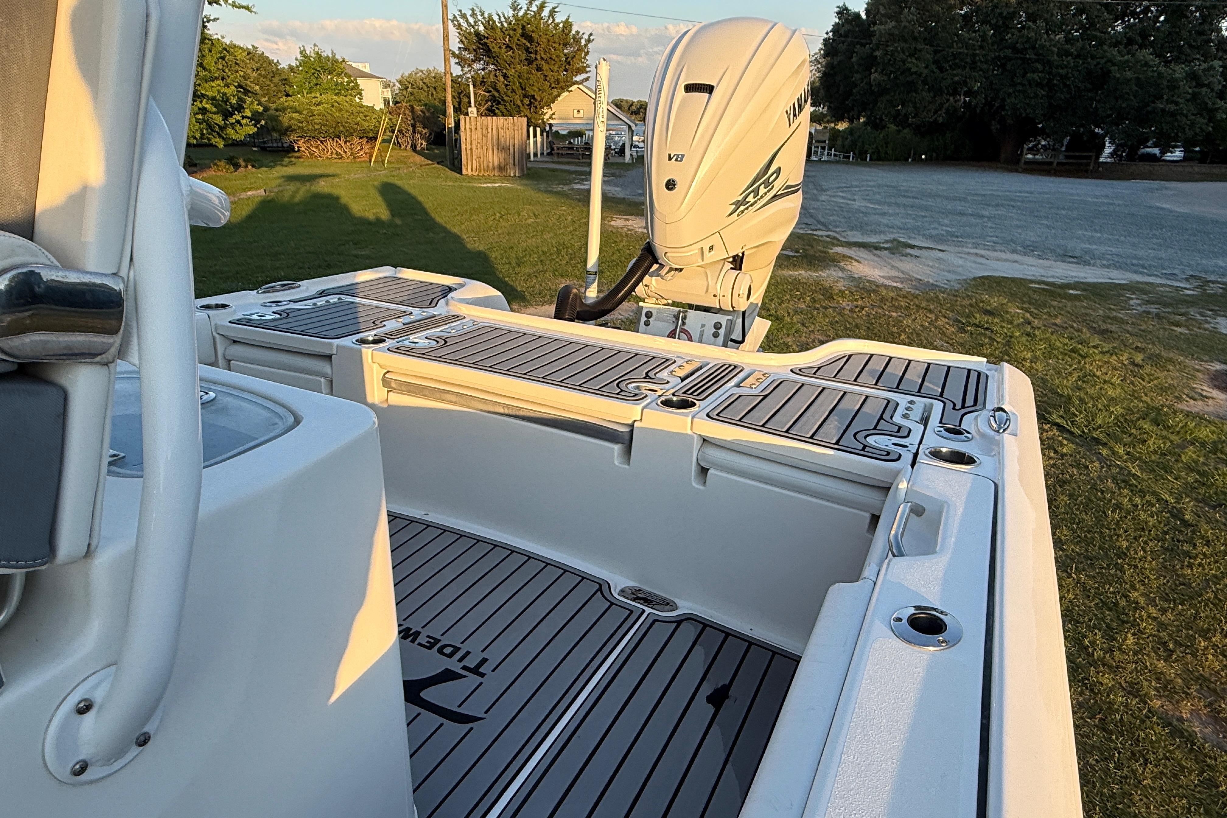 2019 Tidewater 2700 Carolina Bay - thumbnail 9