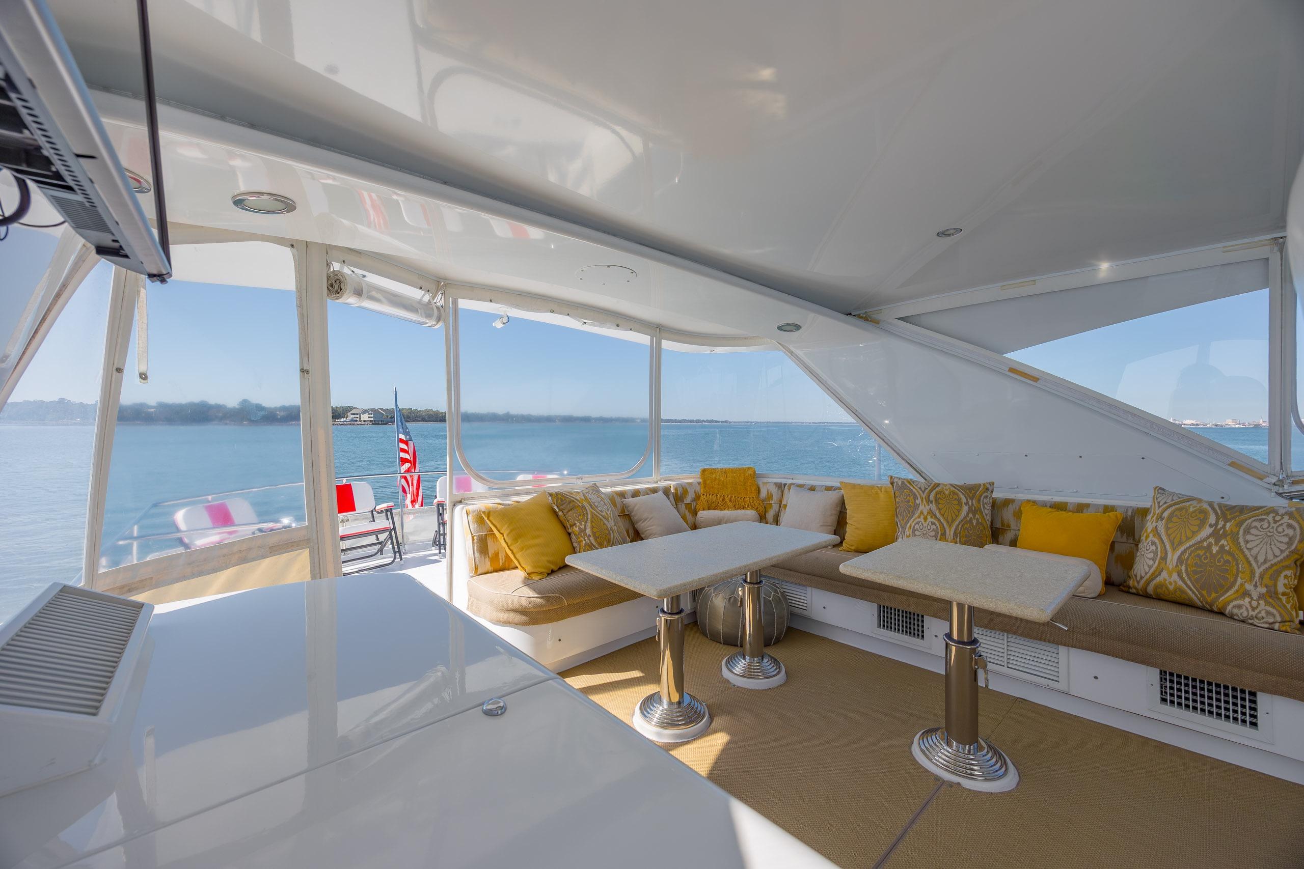 2007 Hatteras 64 Motor Yacht - thumbnail 14