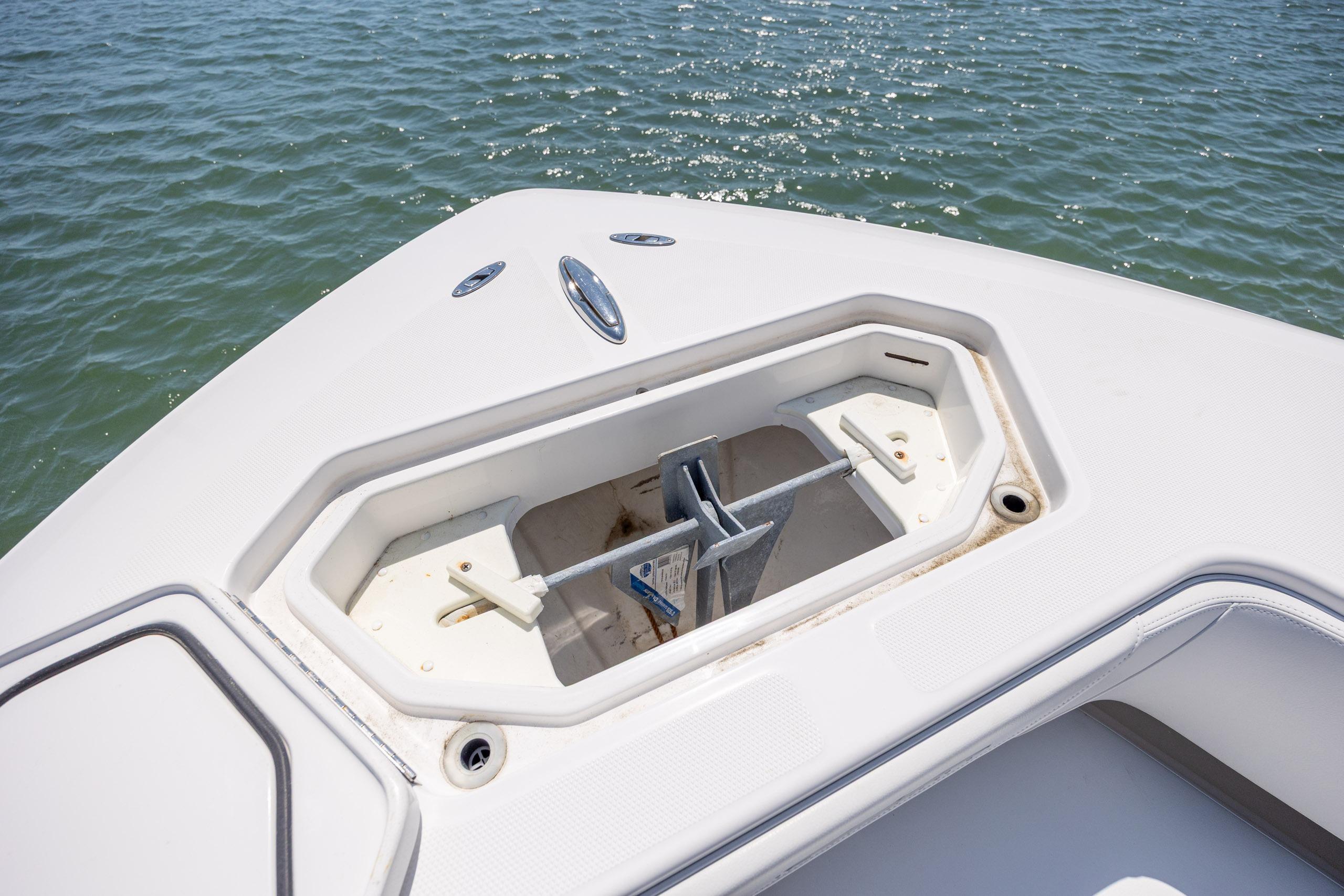 2019 Invincible 36 Open Fisherman - thumbnail 29