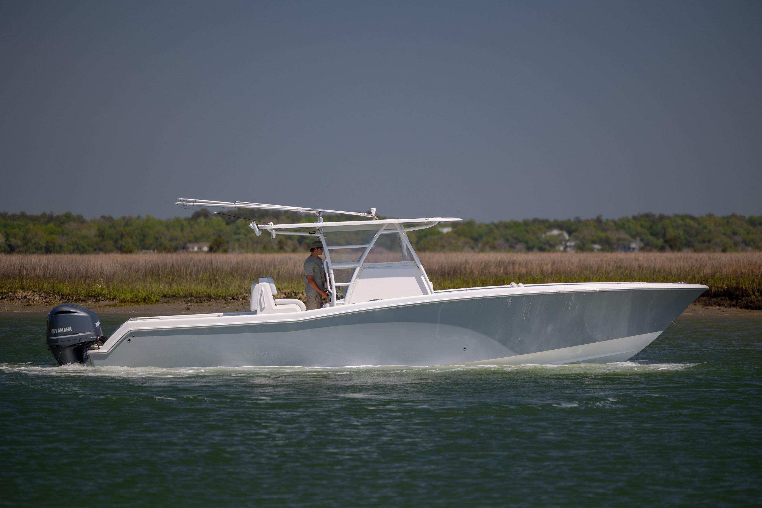 2019 Invincible 36 Open Fisherman - thumbnail 6