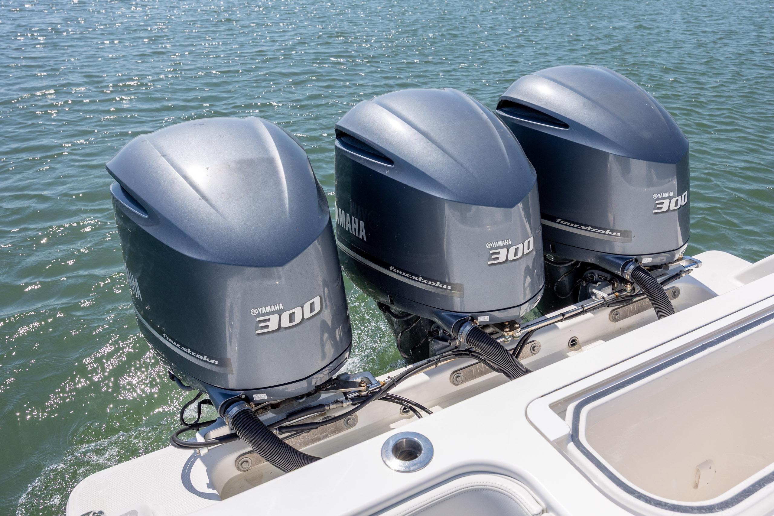 2019 Invincible 36 Open Fisherman - thumbnail 9