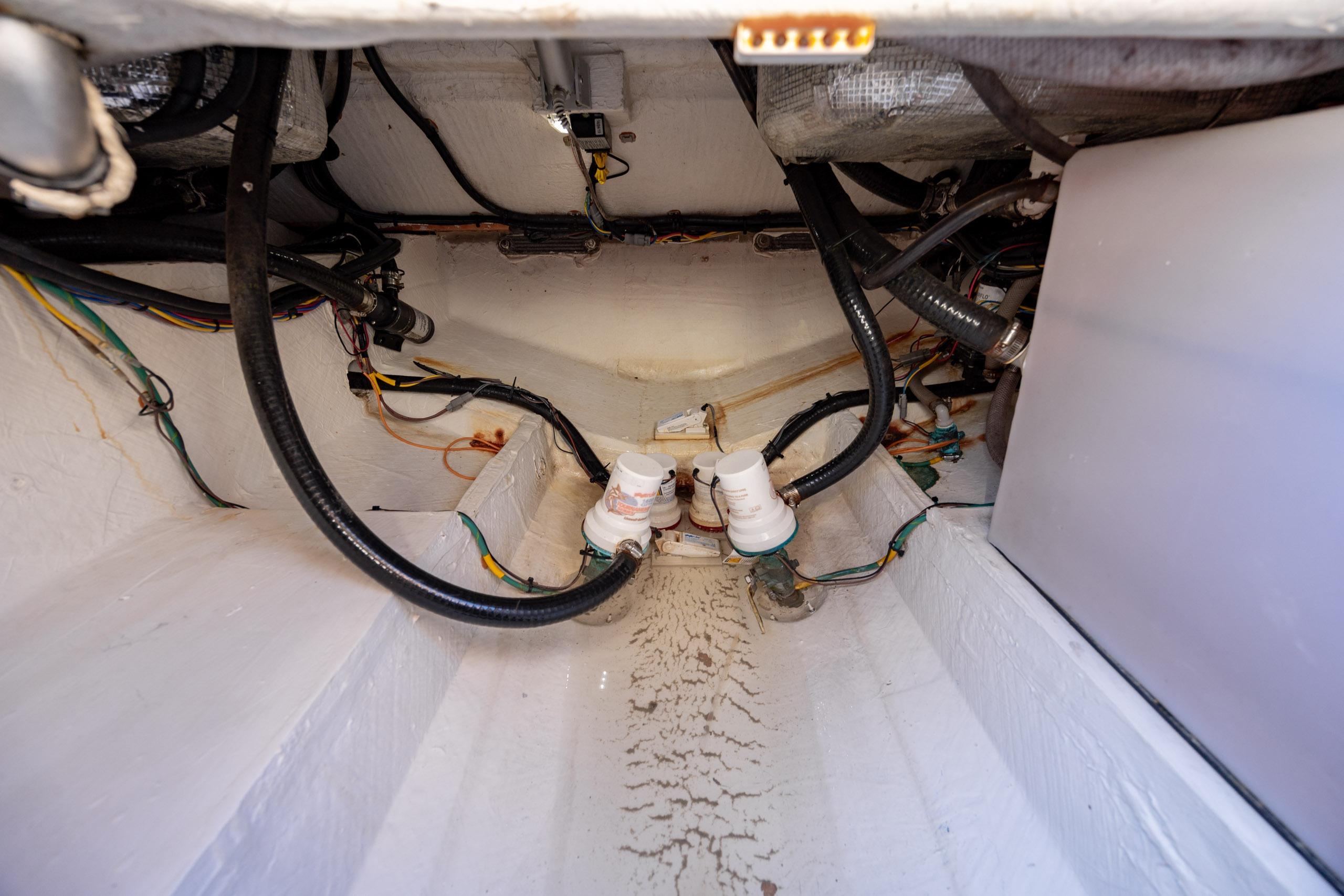 2020 Cobia 350 Center Console - thumbnail 31