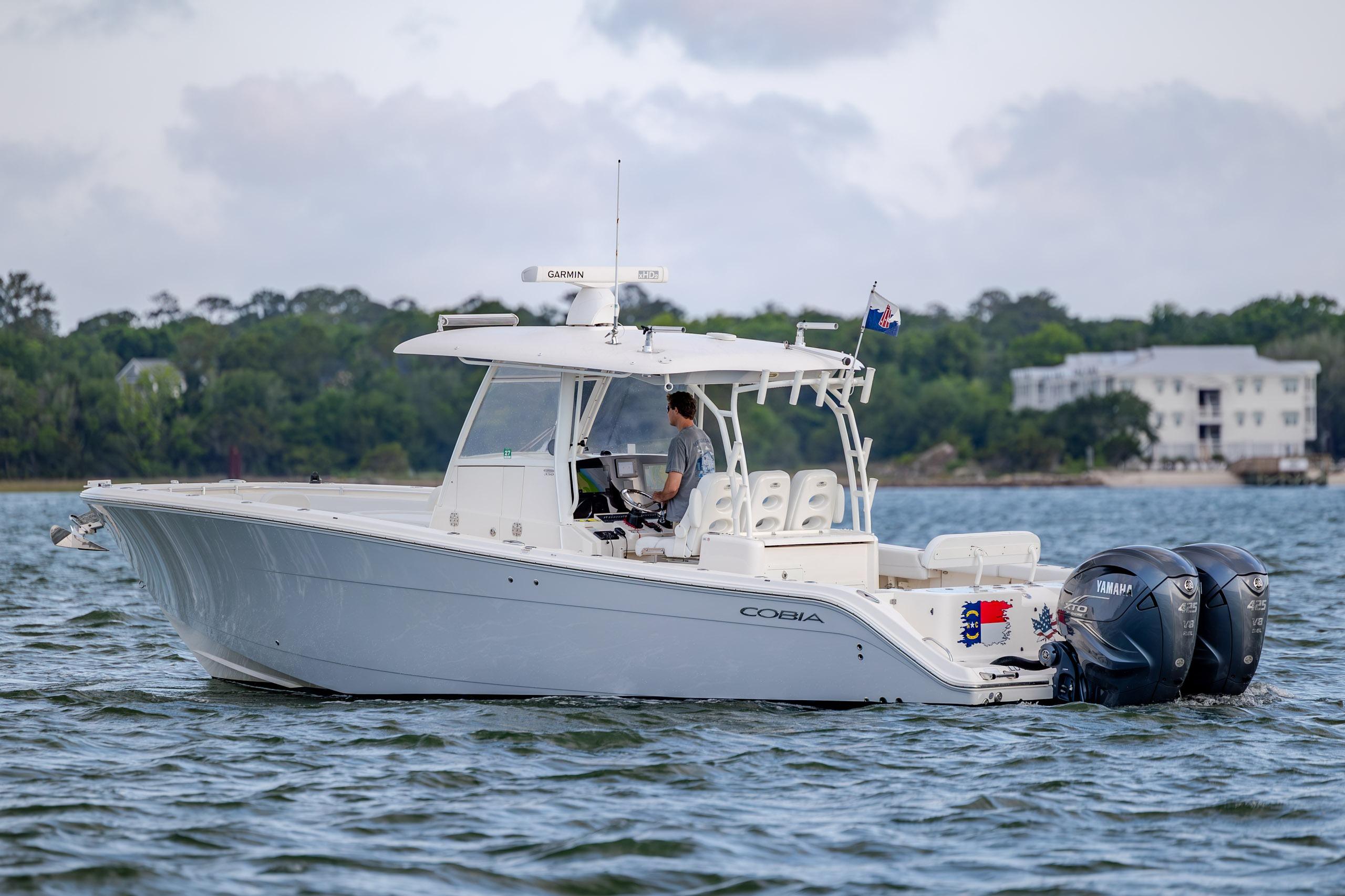 2020 Cobia 350 Center Console - thumbnail 9