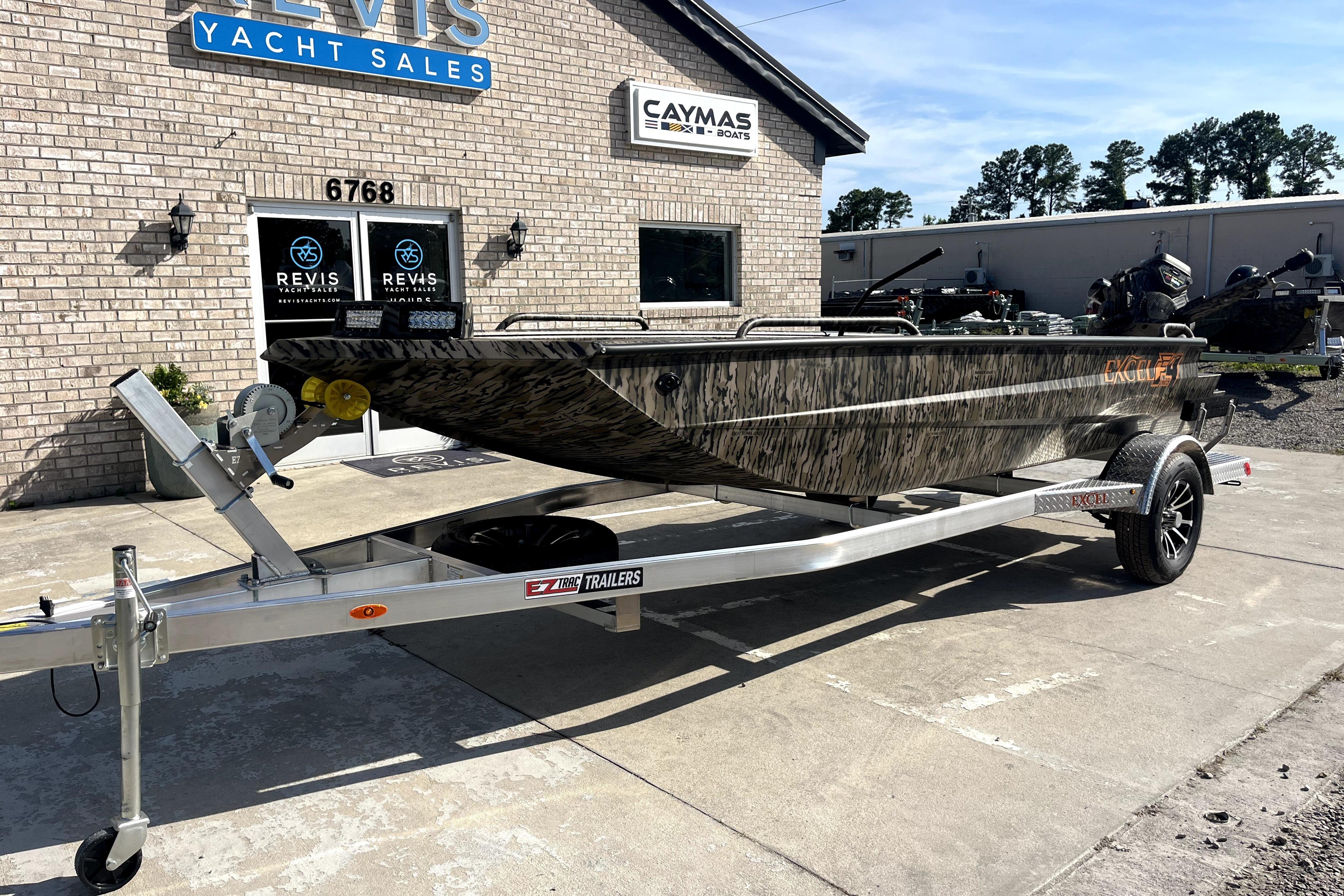 2026 Excel 1754 Shallow Water F4 Pro Hull - thumbnail 2