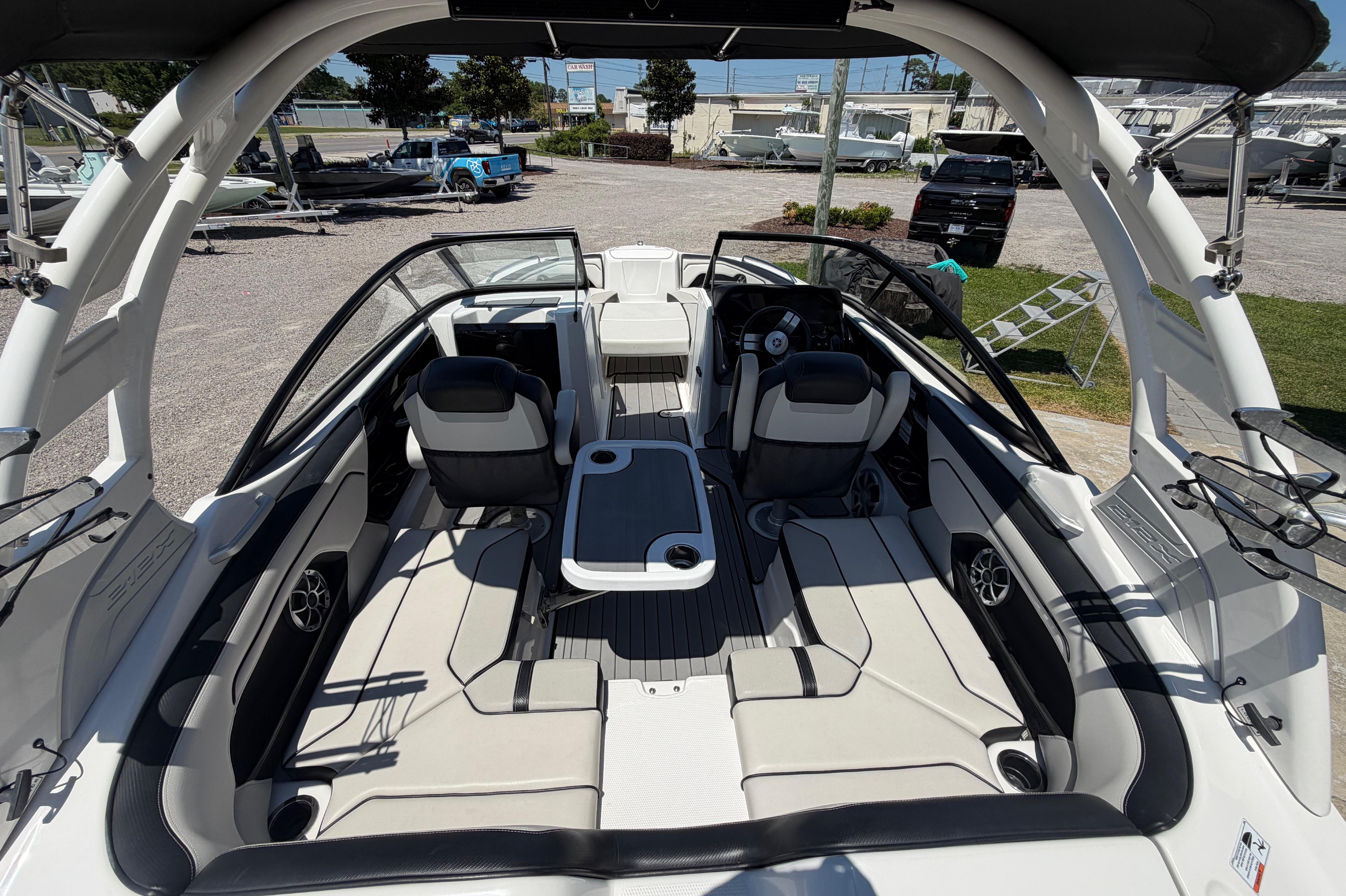 2019 Yamaha Boats 212X - thumbnail 16