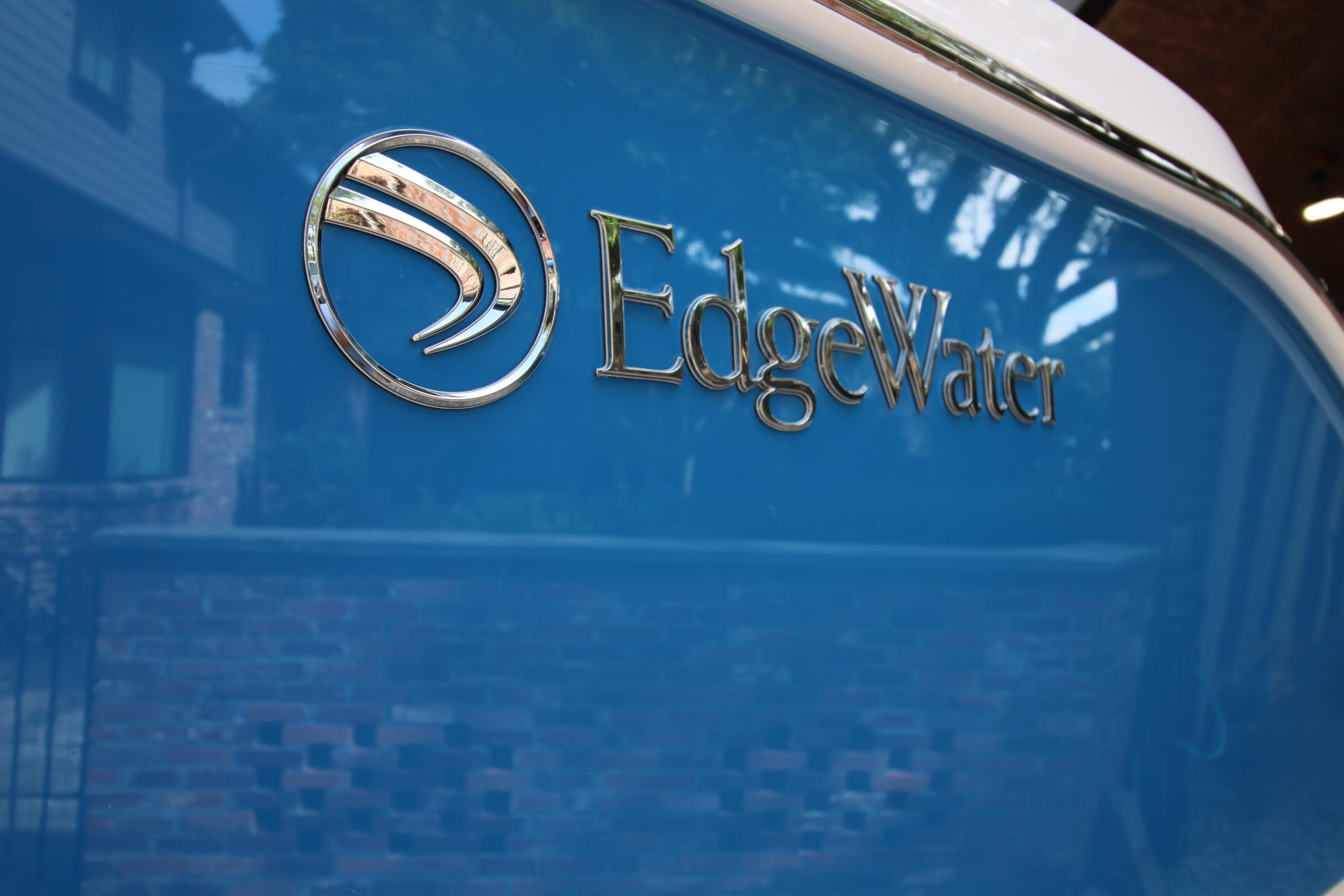 2022 Edgewater 280CC - thumbnail 8