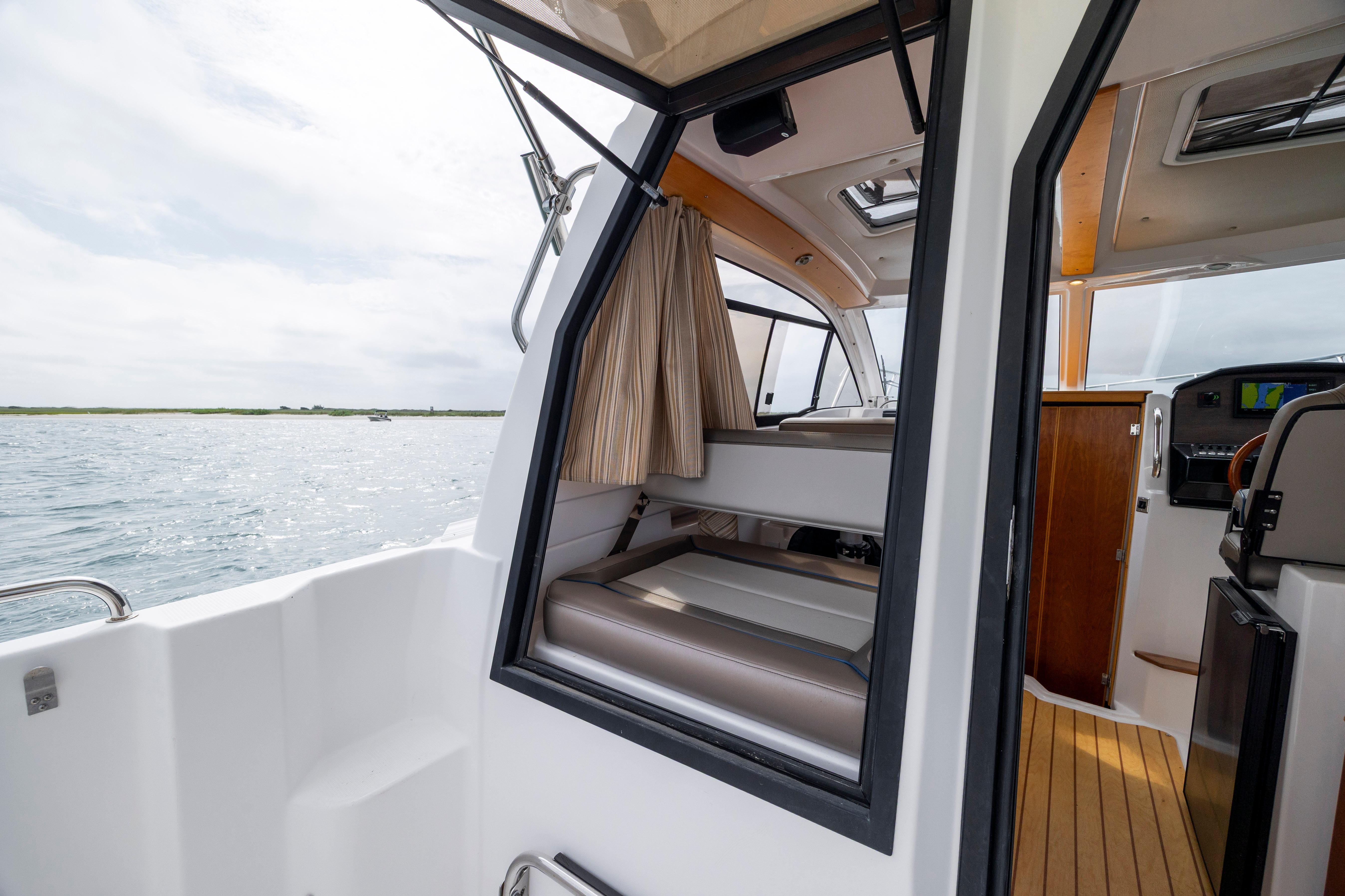 2020 Cutwater C-24 Coupe - thumbnail 26