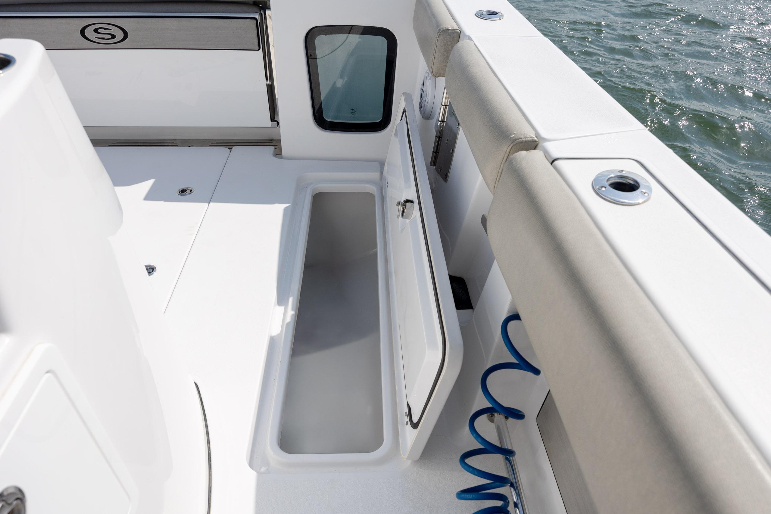 2021 Sportsman Open 322 Center Console - thumbnail 32