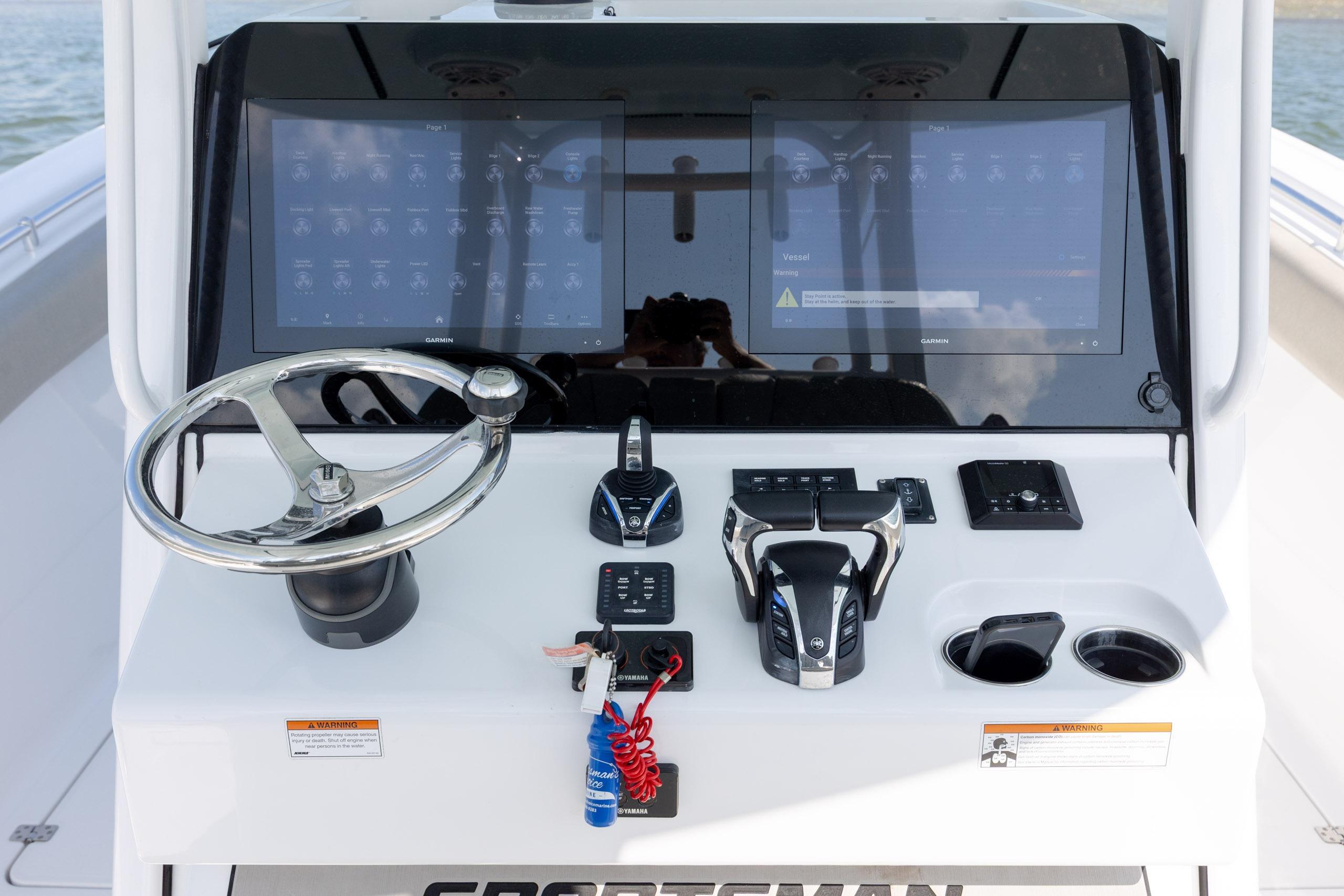 2021 Sportsman Open 322 Center Console - thumbnail 23