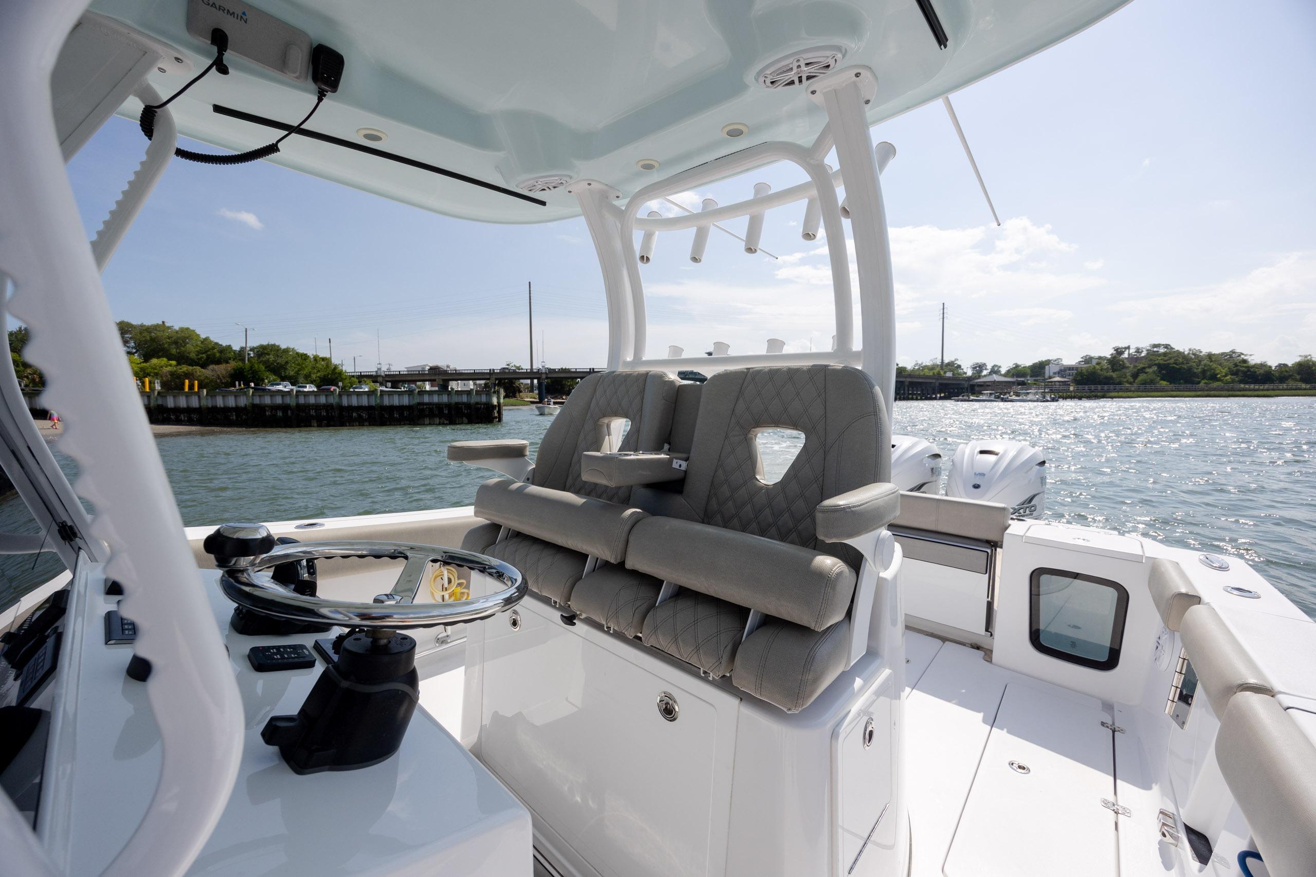 2021 Sportsman Open 322 Center Console - thumbnail 19