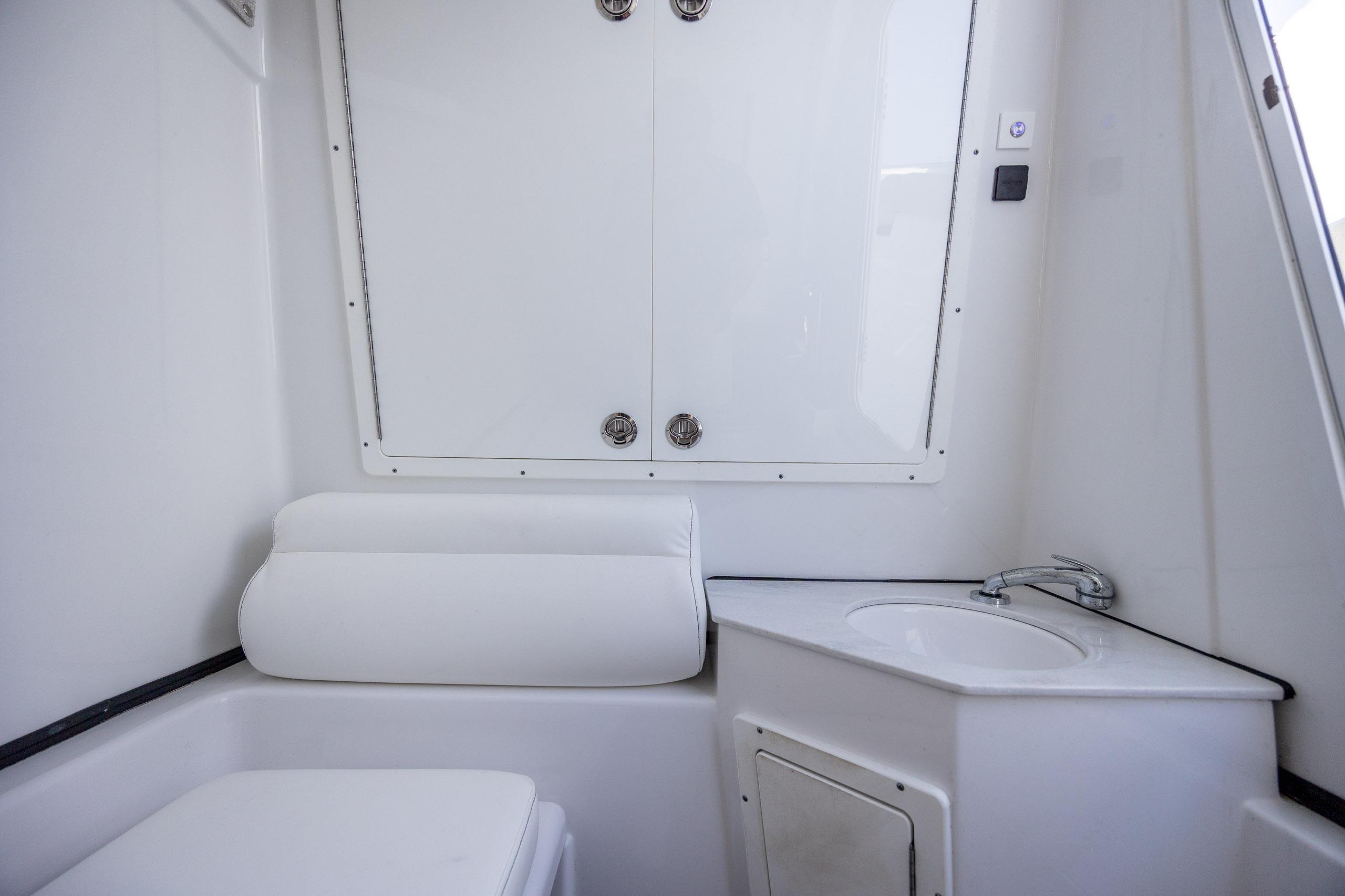 2021 Sportsman Open 322 Center Console - thumbnail 26