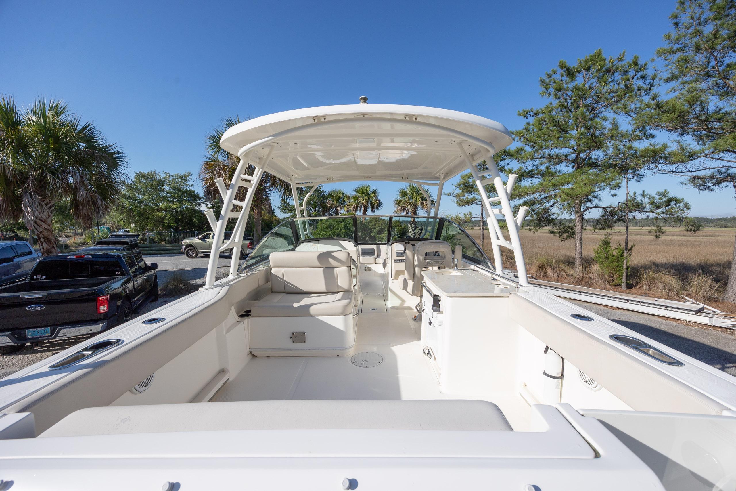 2017 Boston Whaler 270 Vantage - thumbnail 8