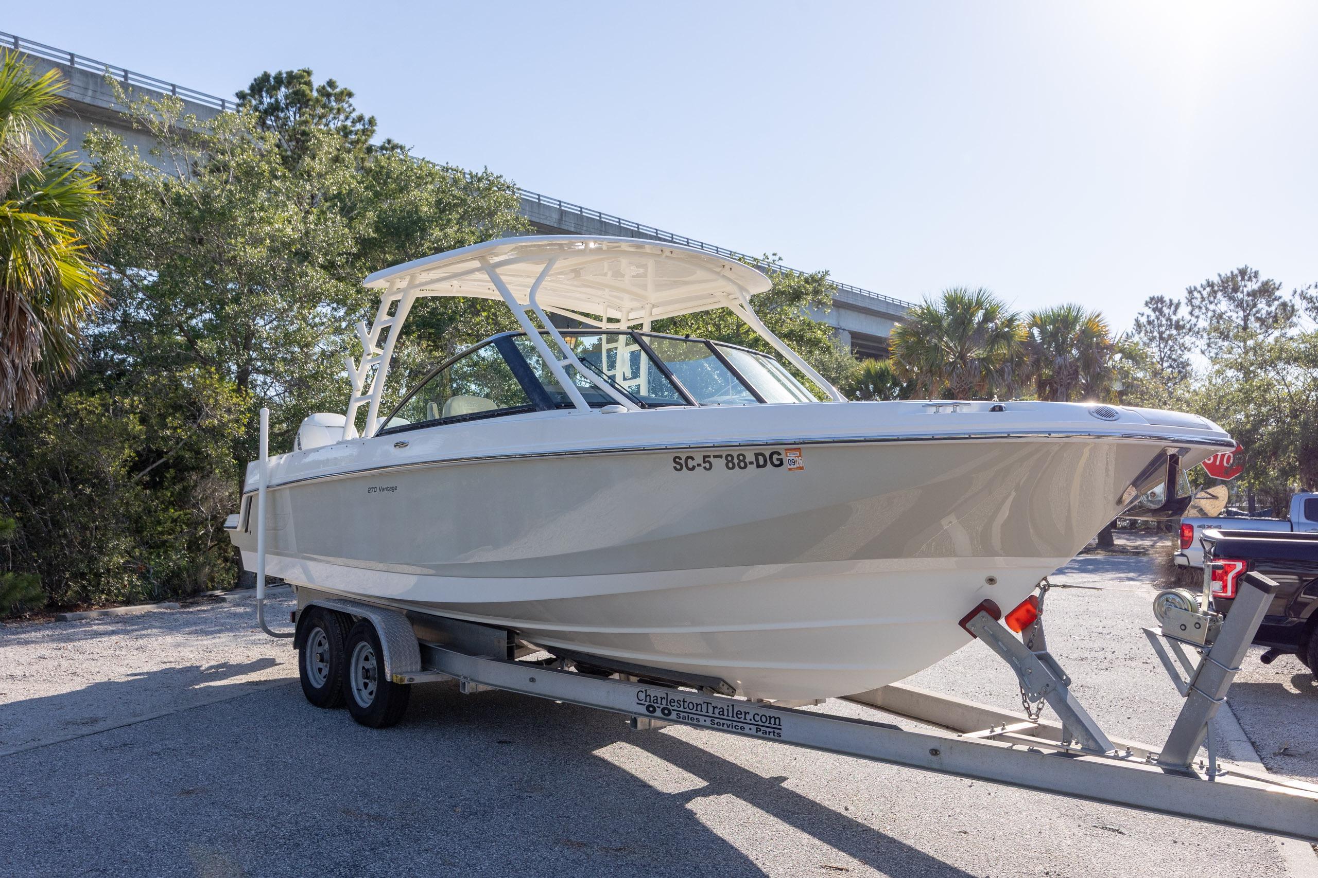 2017 Boston Whaler 270 Vantage - thumbnail 5