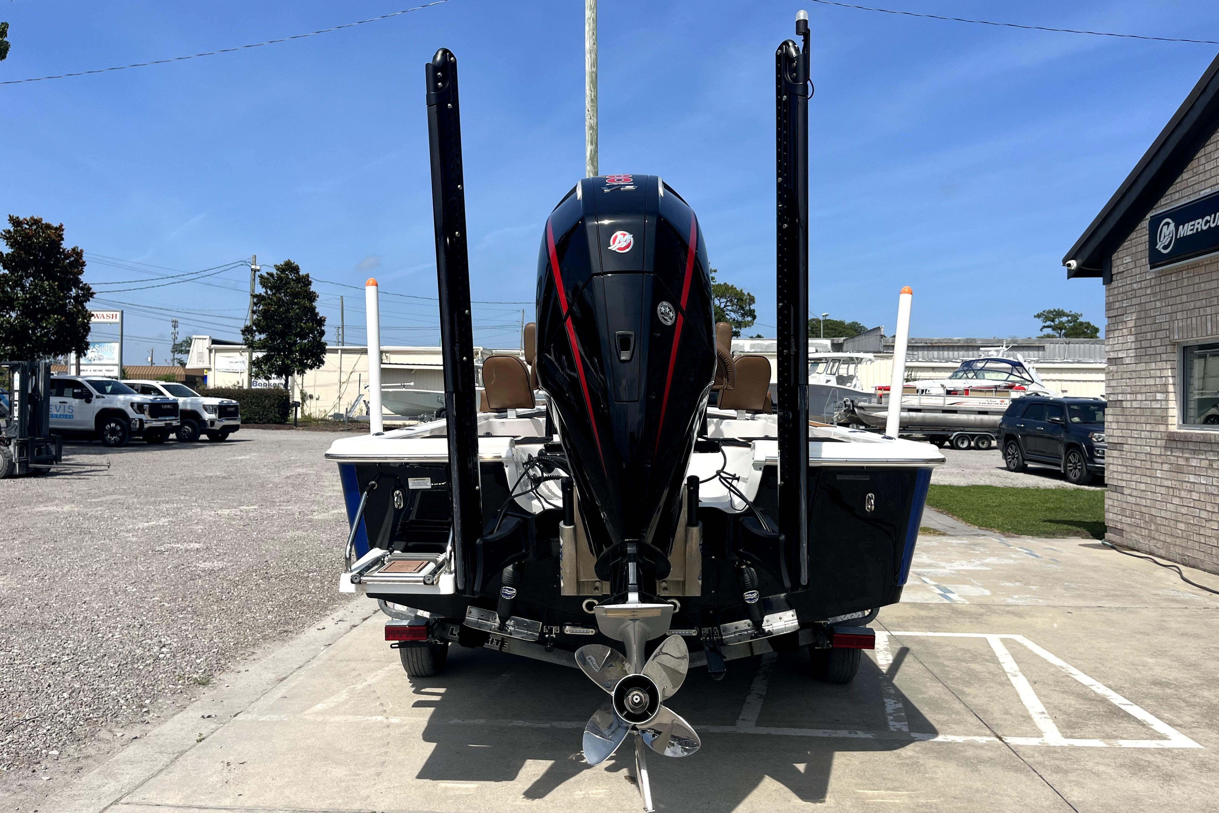 2020 Sea Pro 228 Bay - thumbnail 4
