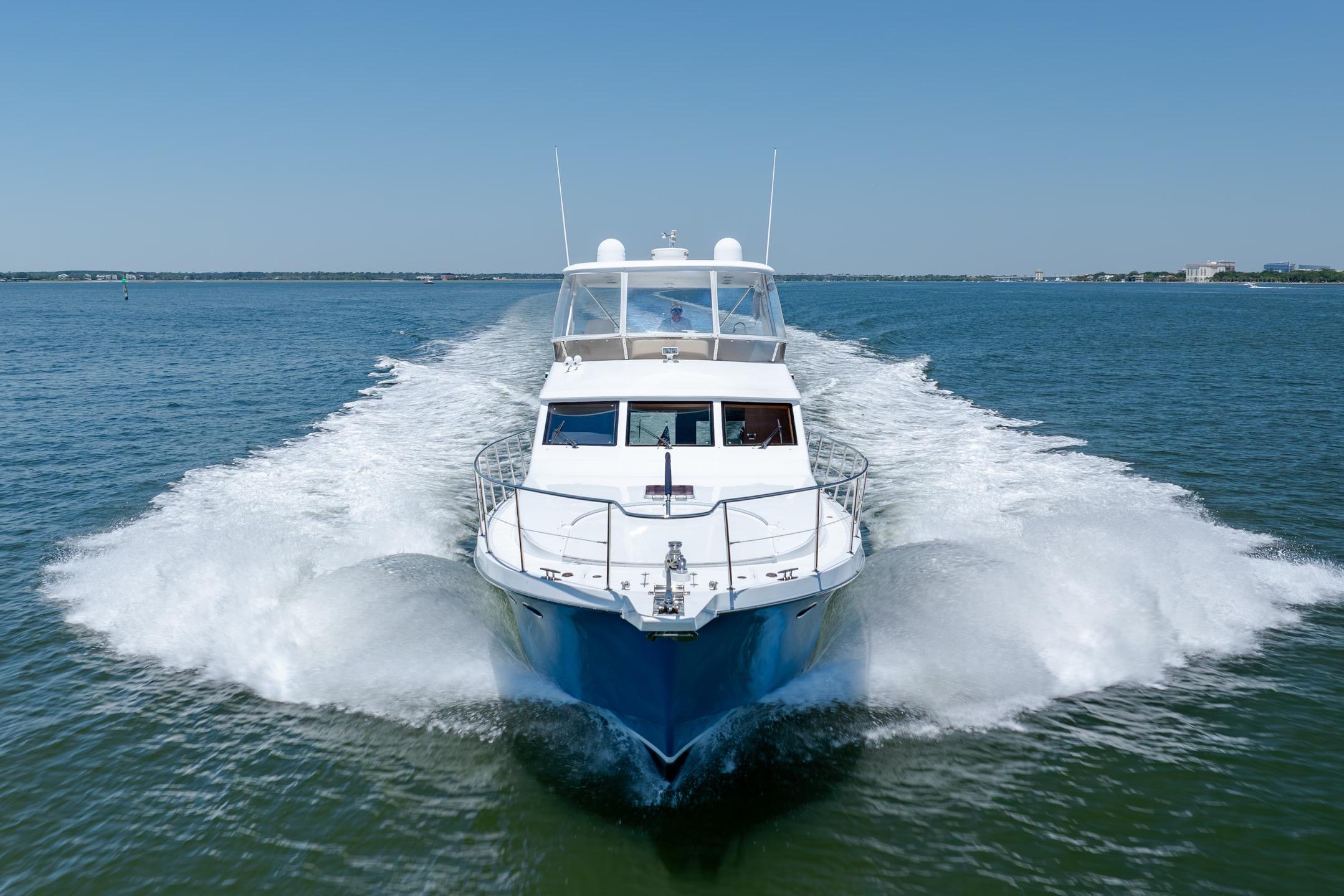 2005 Ocean Alexander 52 Sedan - thumbnail 2
