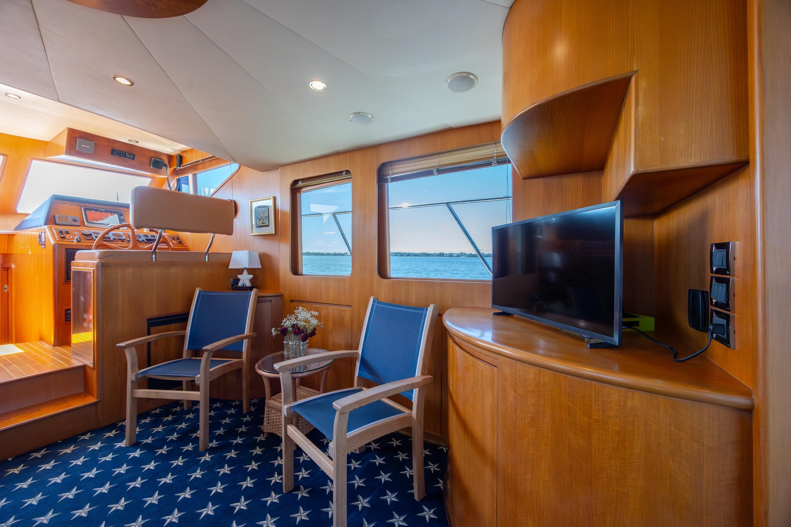 2005 Ocean Alexander 52 Sedan - thumbnail 18
