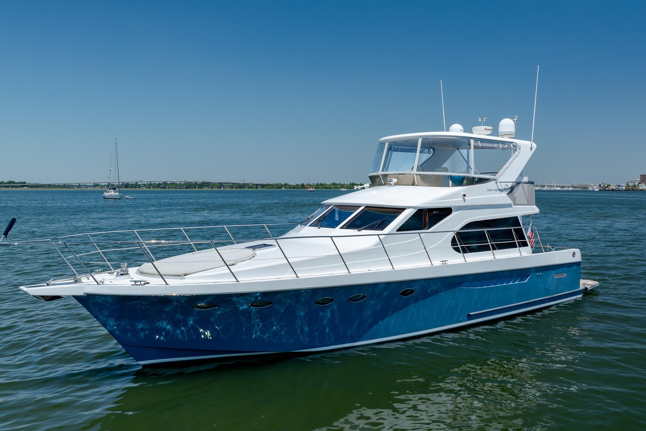 2005 Ocean Alexander 52 Sedan - thumbnail 12