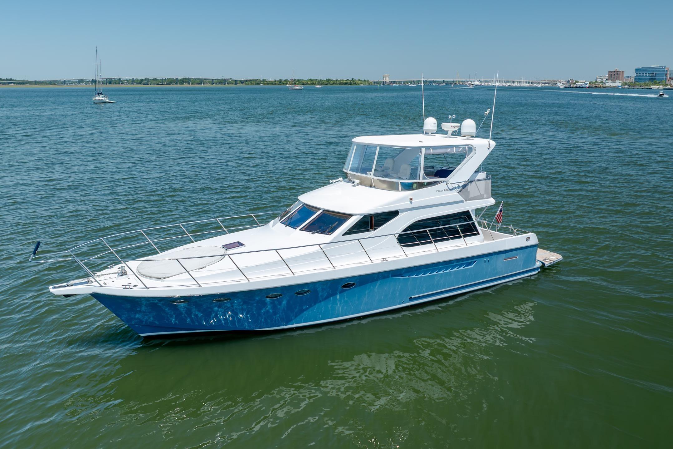 2005 Ocean Alexander 52 Sedan - thumbnail 8