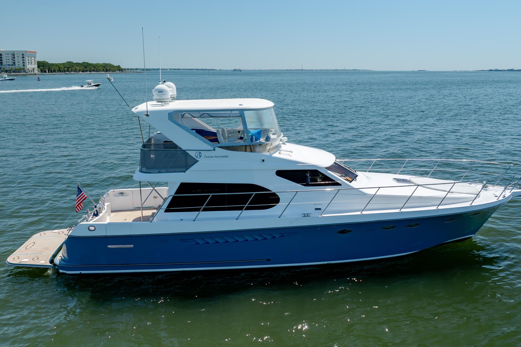 2005 Ocean Alexander 52 Sedan - thumbnail 10