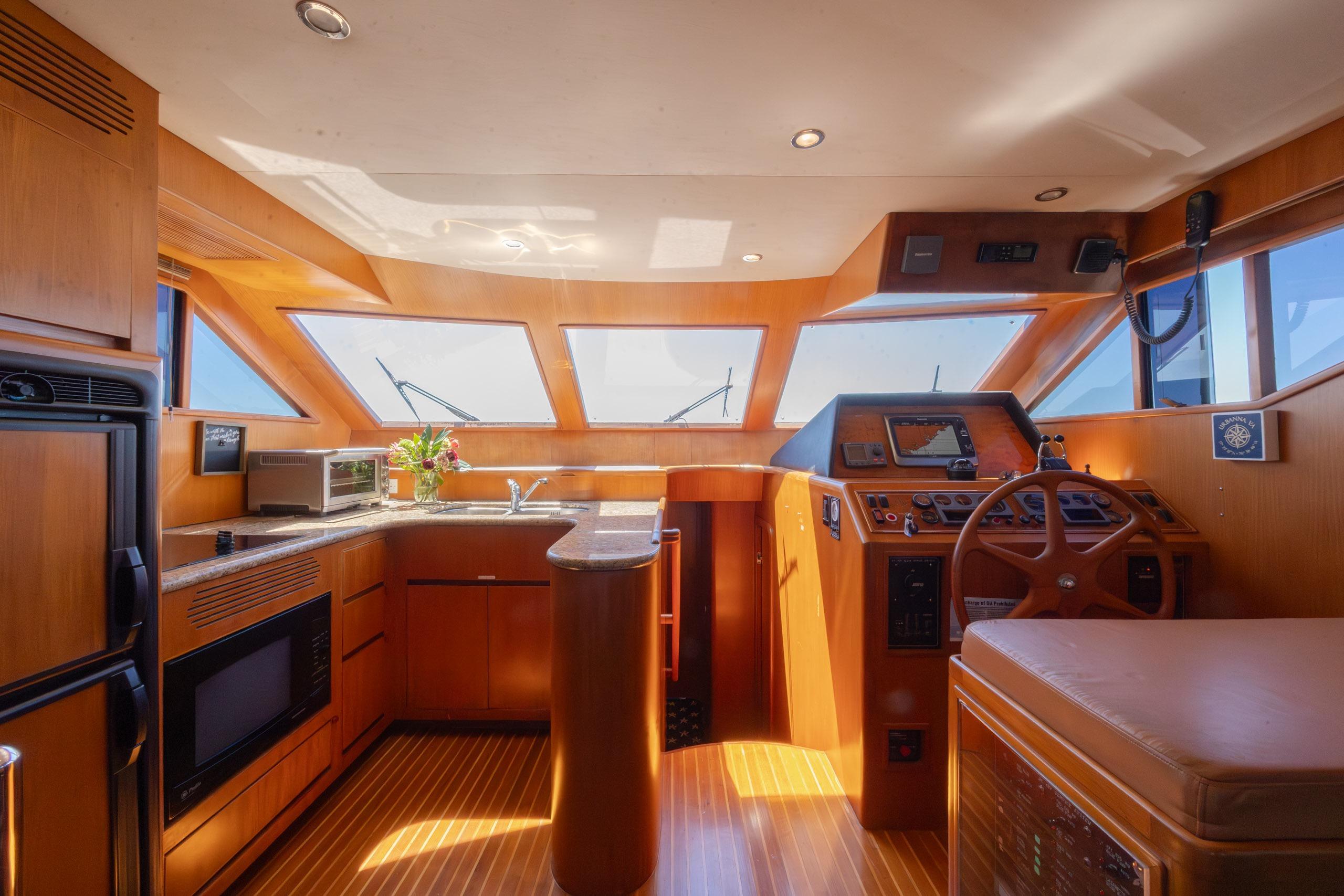 2005 Ocean Alexander 52 Sedan - thumbnail 24