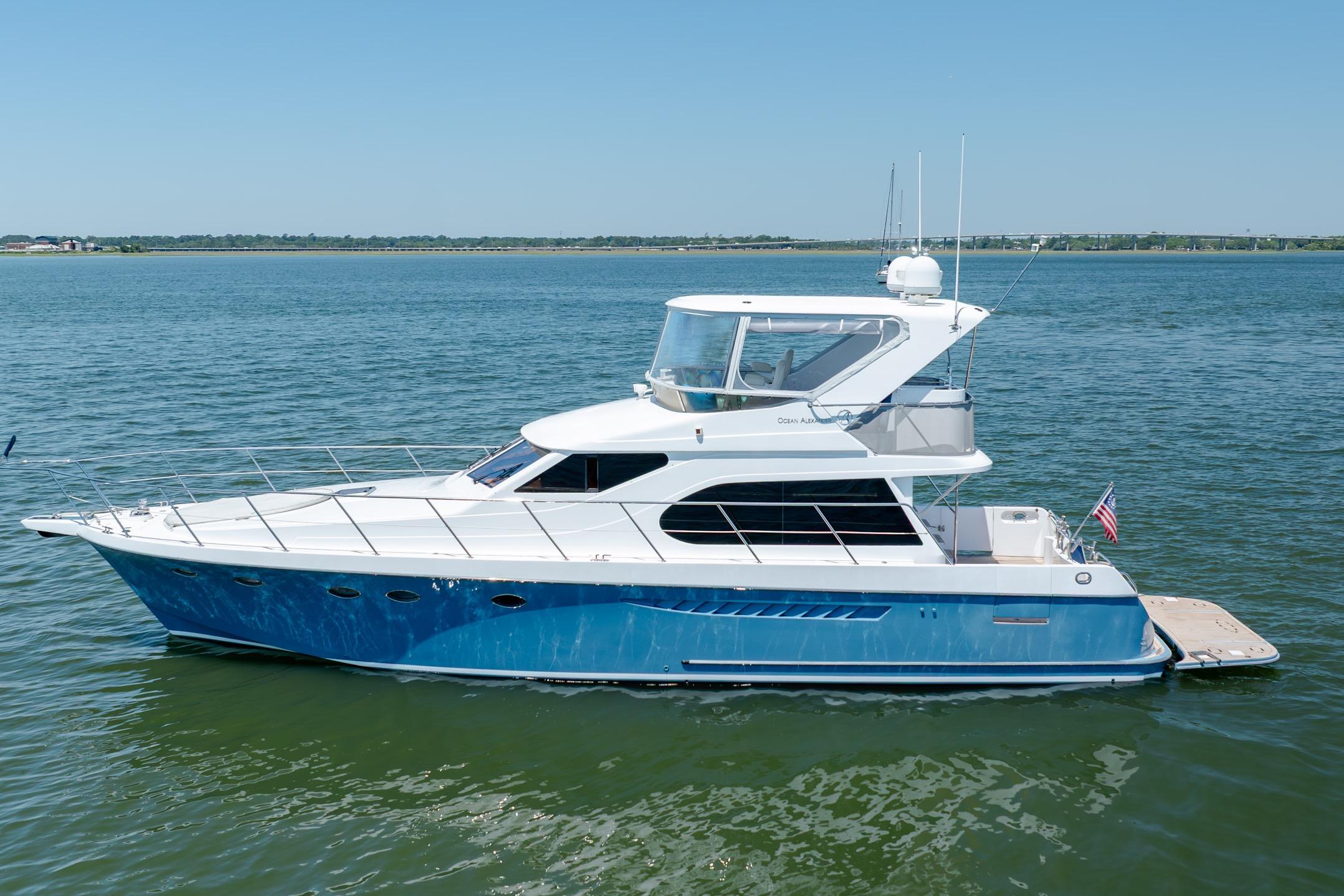 2005 Ocean Alexander 52 Sedan - thumbnail 7