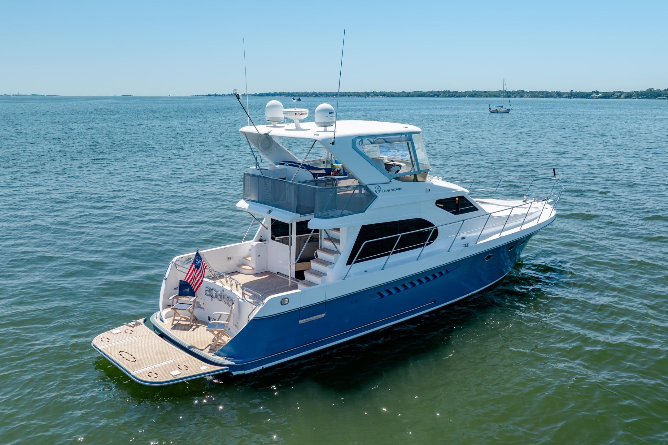 2005 Ocean Alexander 52 Sedan - thumbnail 11