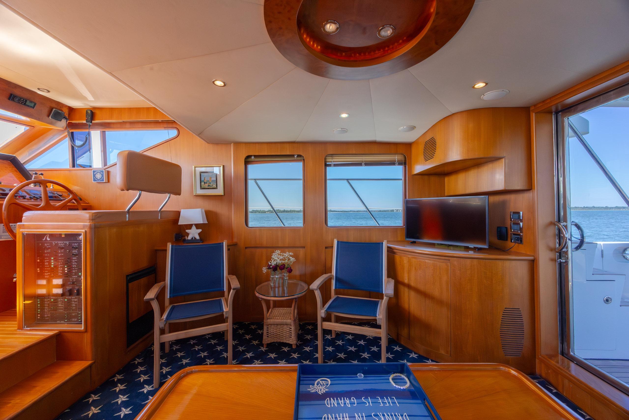 2005 Ocean Alexander 52 Sedan - thumbnail 20