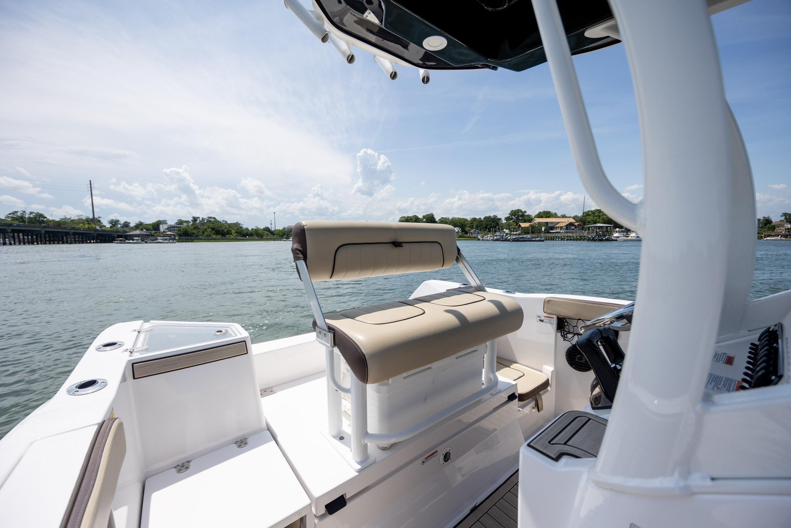 2023 Yamaha Boats 222 FSH Sport E - thumbnail 12