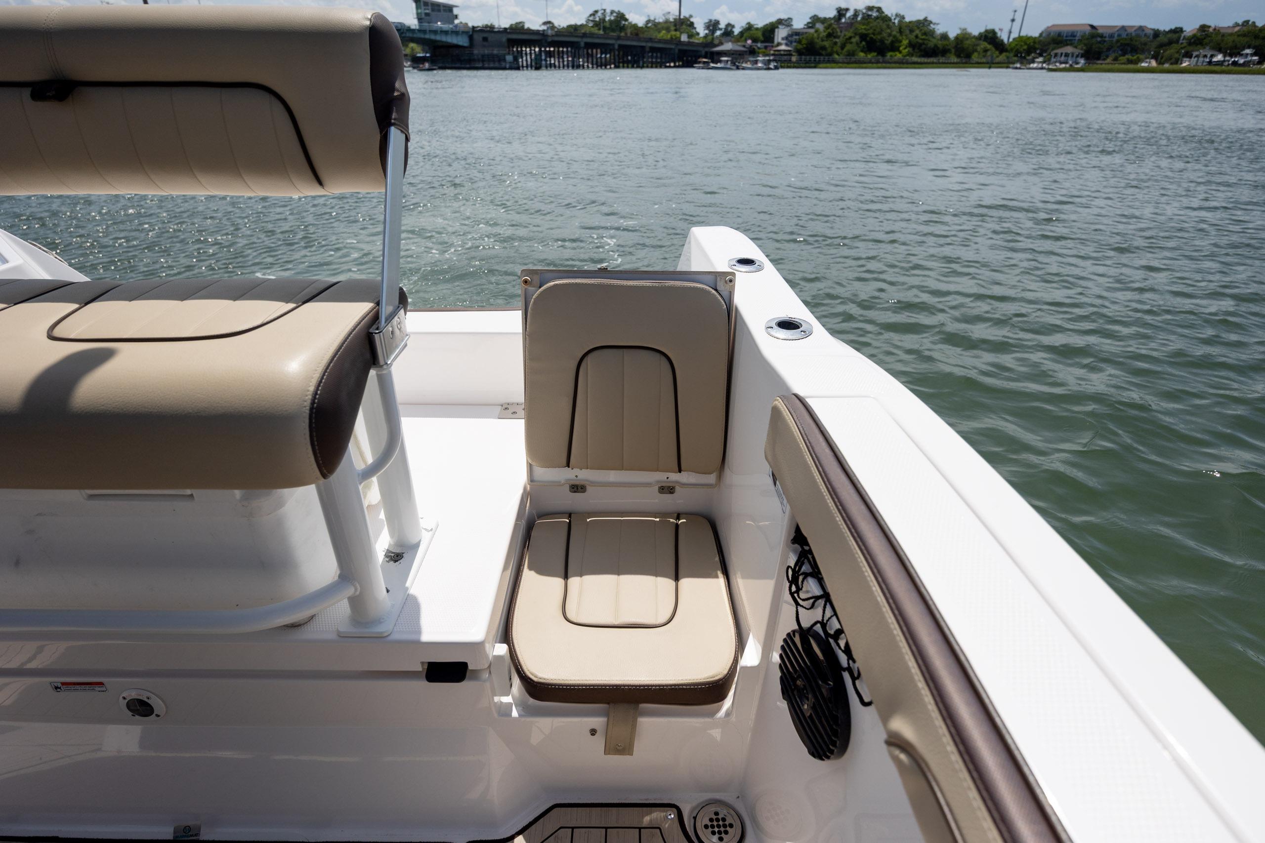 2023 Yamaha Boats 222 FSH Sport E - thumbnail 9