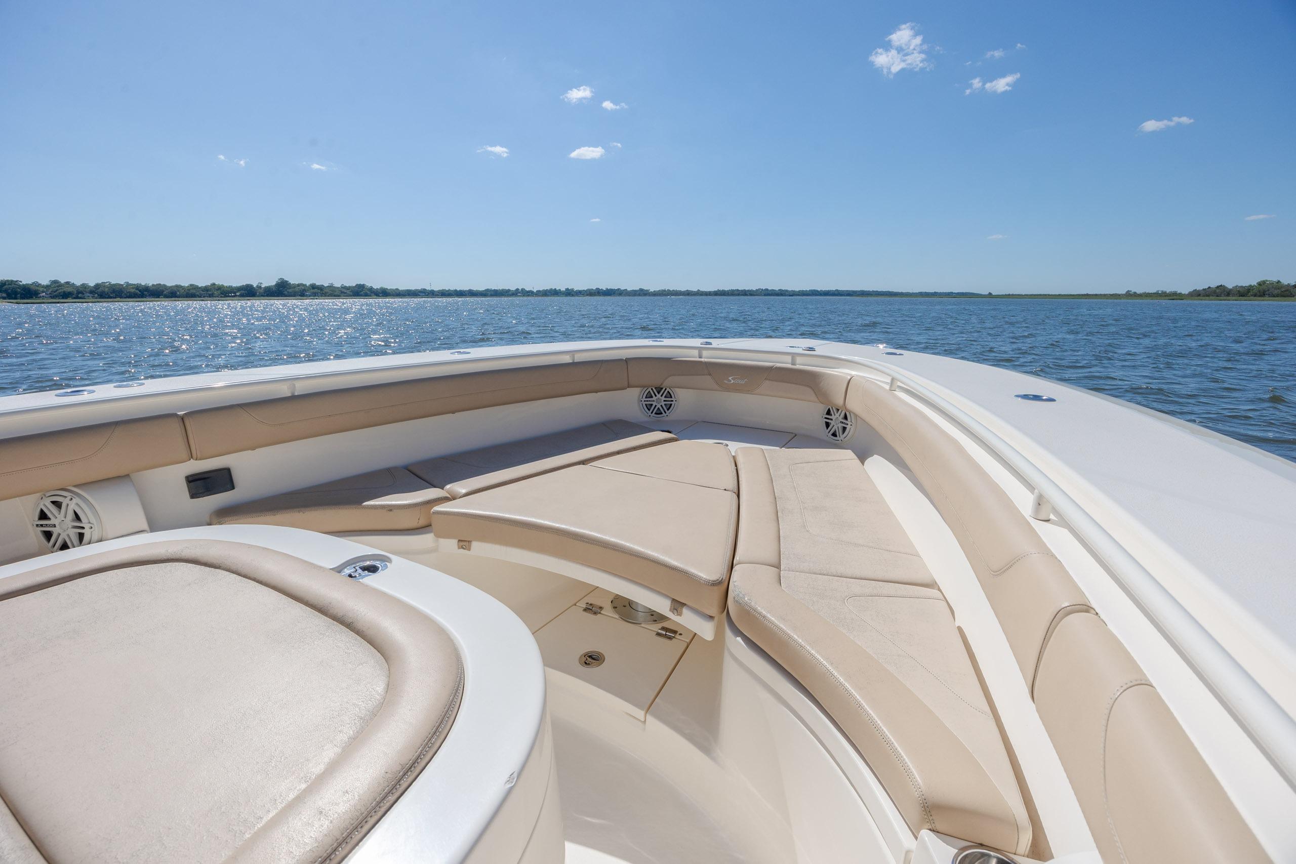 2019 Scout 355 LXF - thumbnail 30