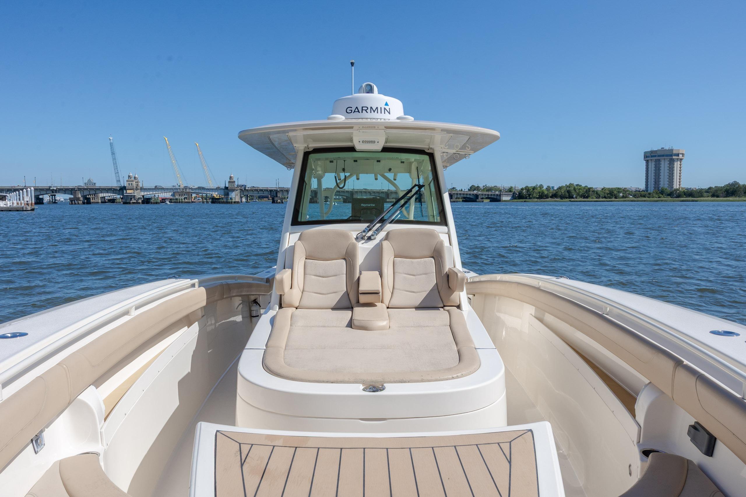 2019 Scout 355 LXF - thumbnail 34
