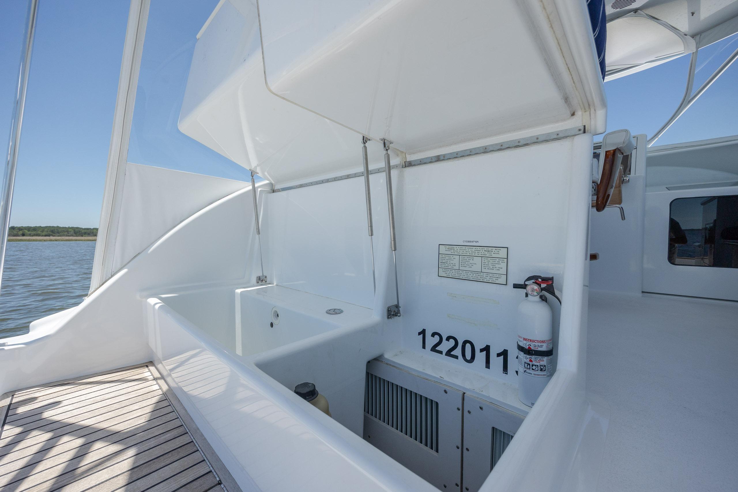 2009 Caison Express Sportfish - thumbnail 43