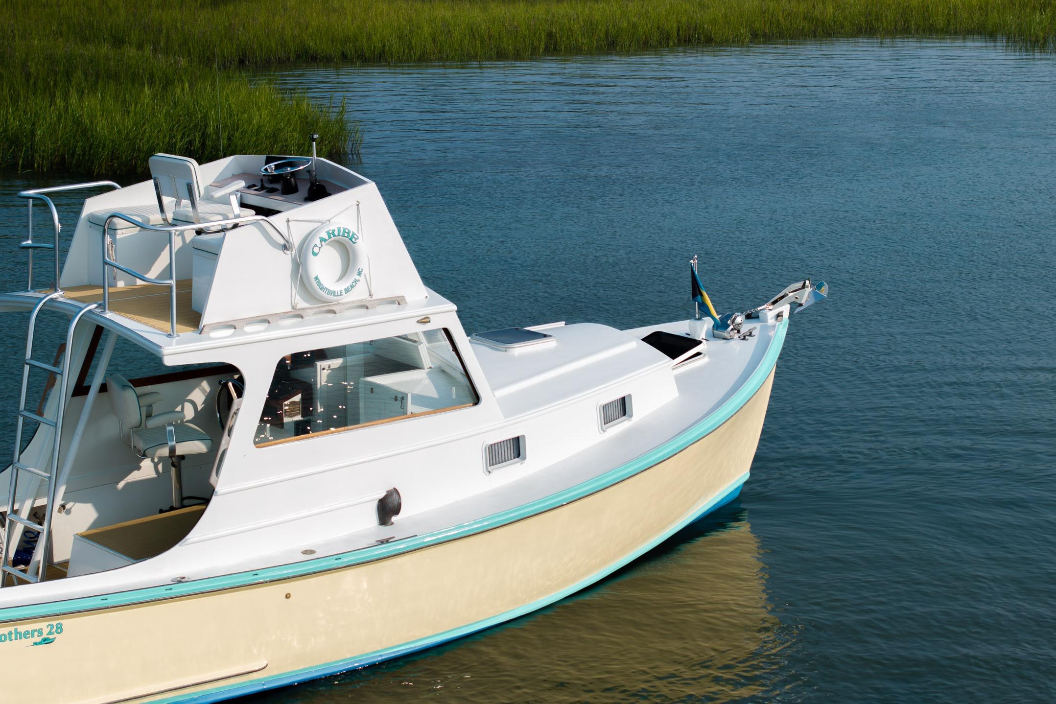 1958 Custom Albury Brothers 28 Flybridge - thumbnail 24