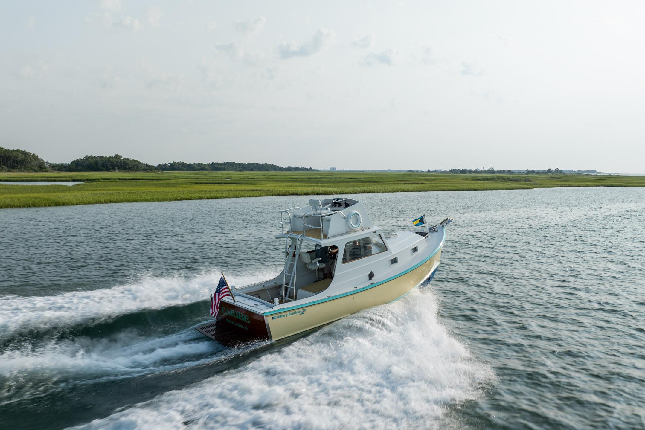 1958 Custom Albury Brothers 28 Flybridge - thumbnail 26