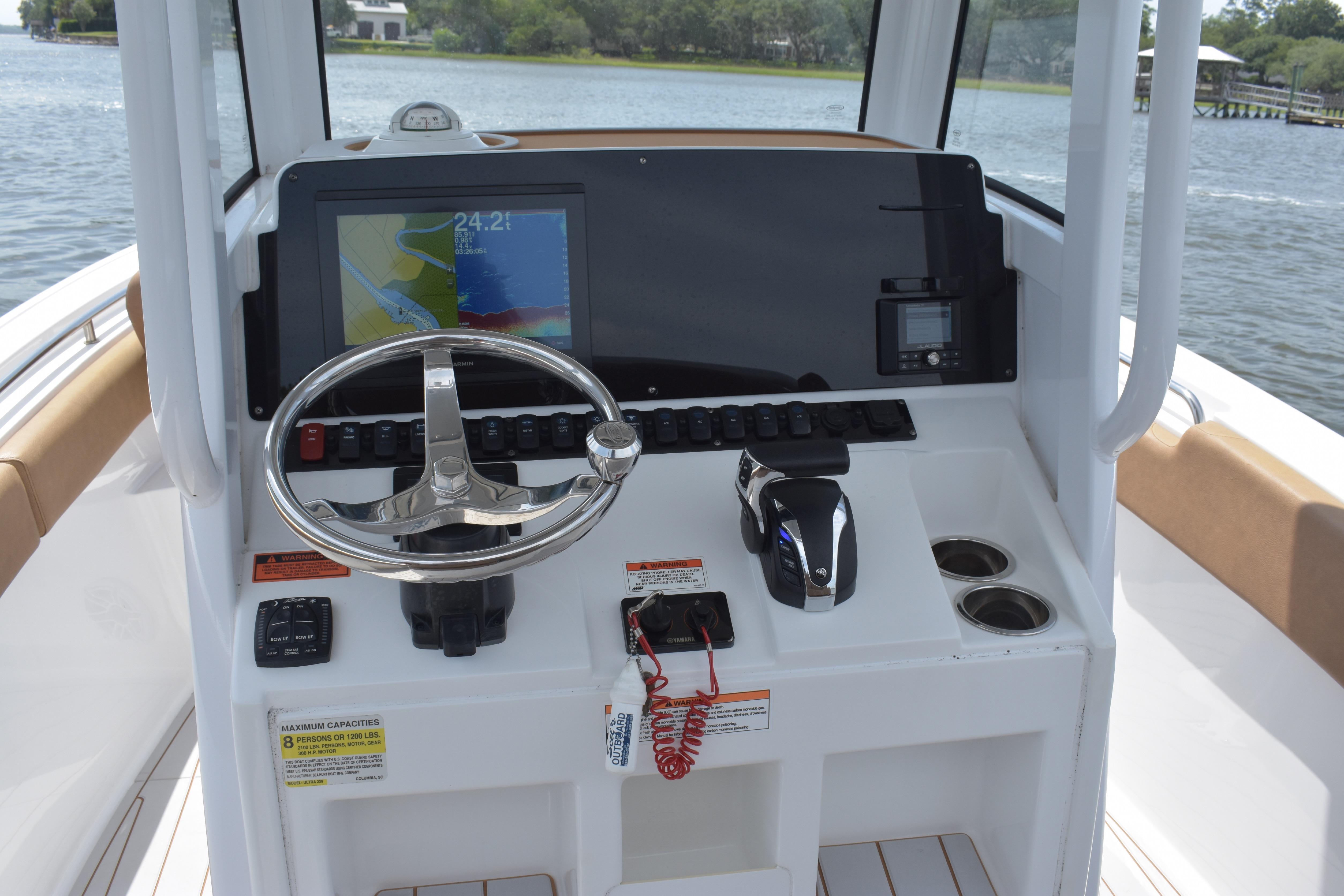 2022 Sea Hunt Ultra 239 SE - thumbnail 28