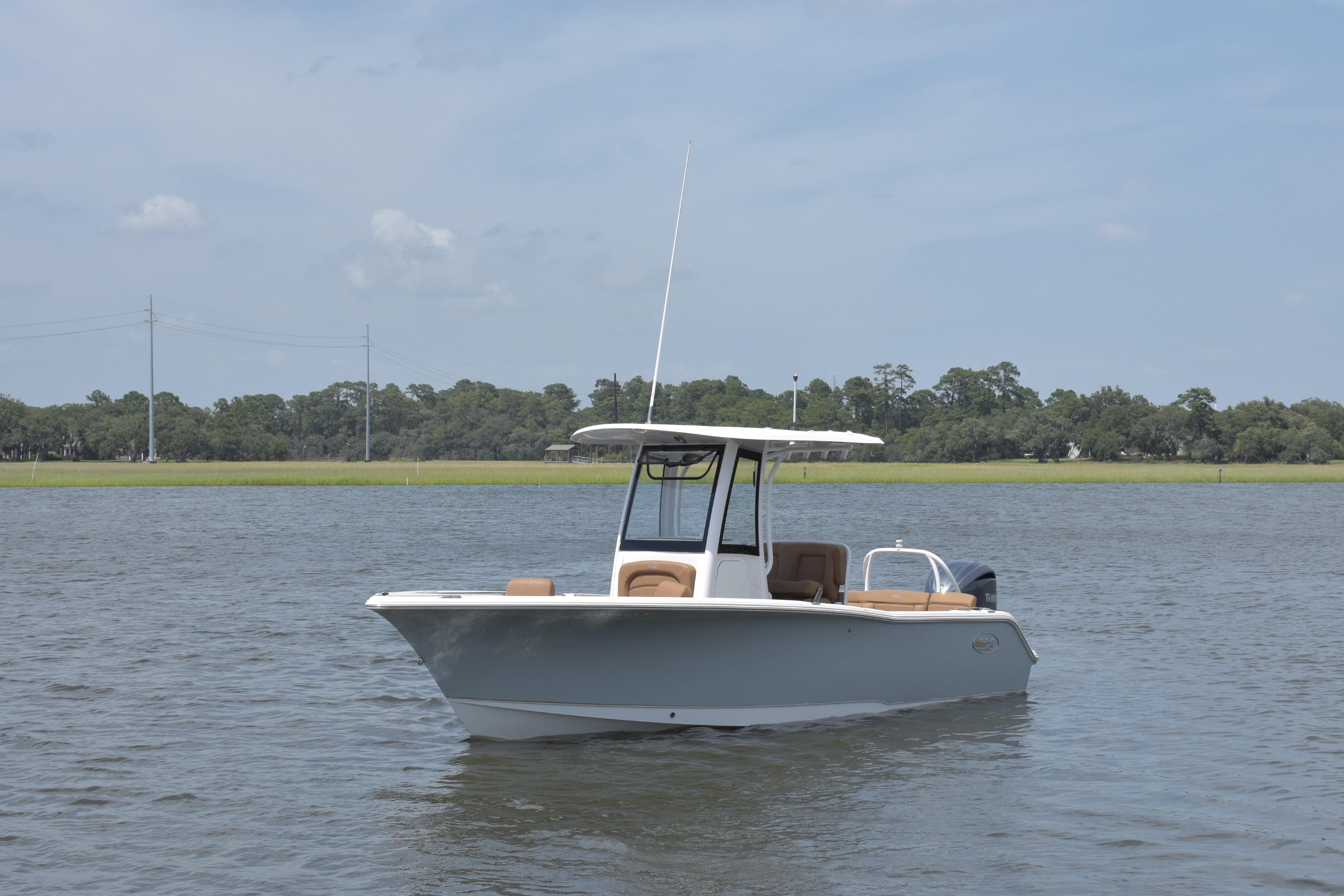 2022 Sea Hunt Ultra 239 SE - thumbnail 4