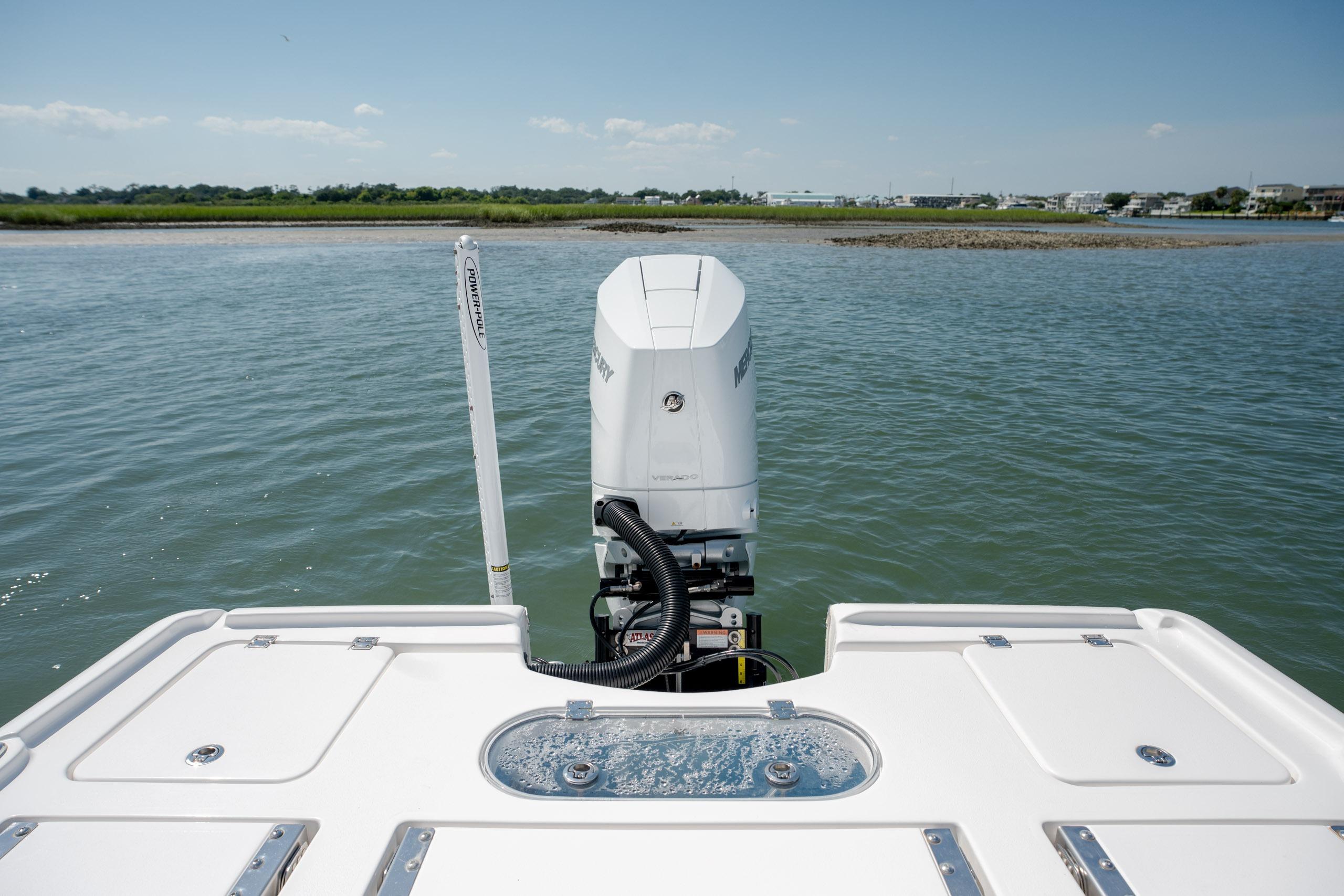 2025 Tidewater 2500 Carolina Bay - thumbnail 13