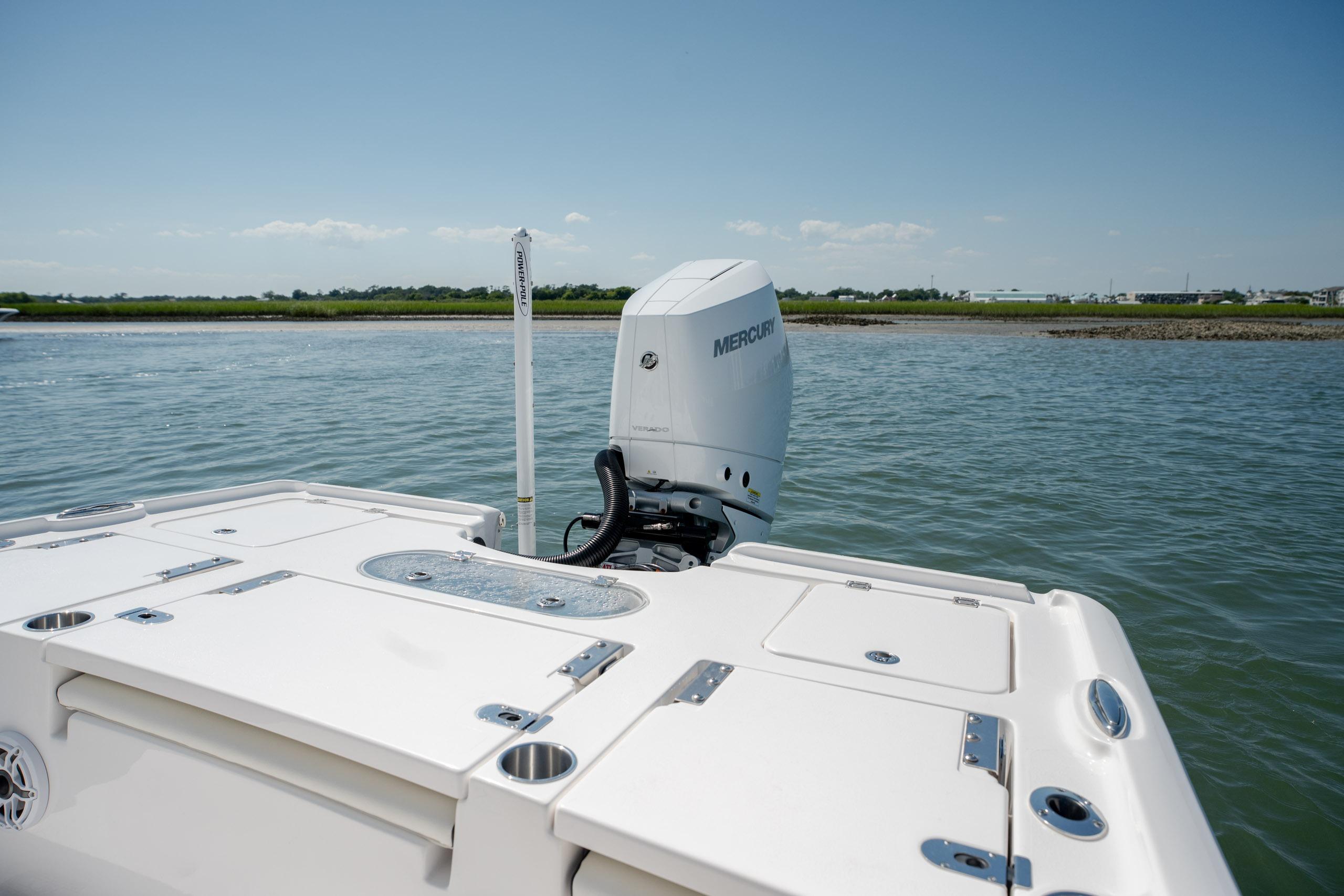 2025 Tidewater 2500 Carolina Bay - thumbnail 14