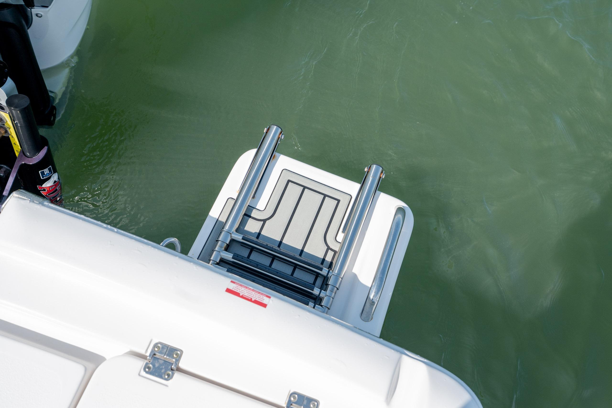 2025 Tidewater 2500 Carolina Bay - thumbnail 15