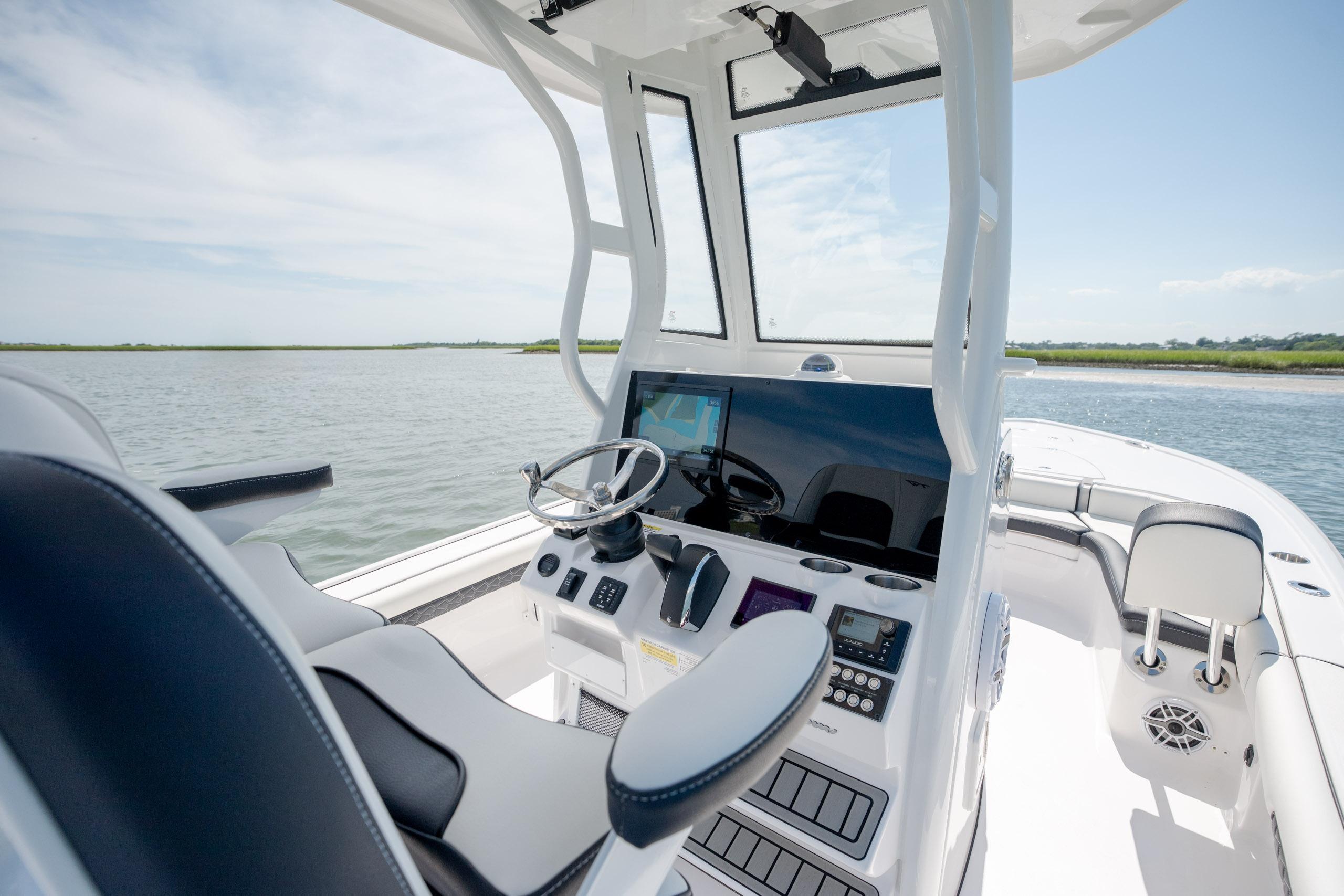 2025 Tidewater 2500 Carolina Bay - thumbnail 17