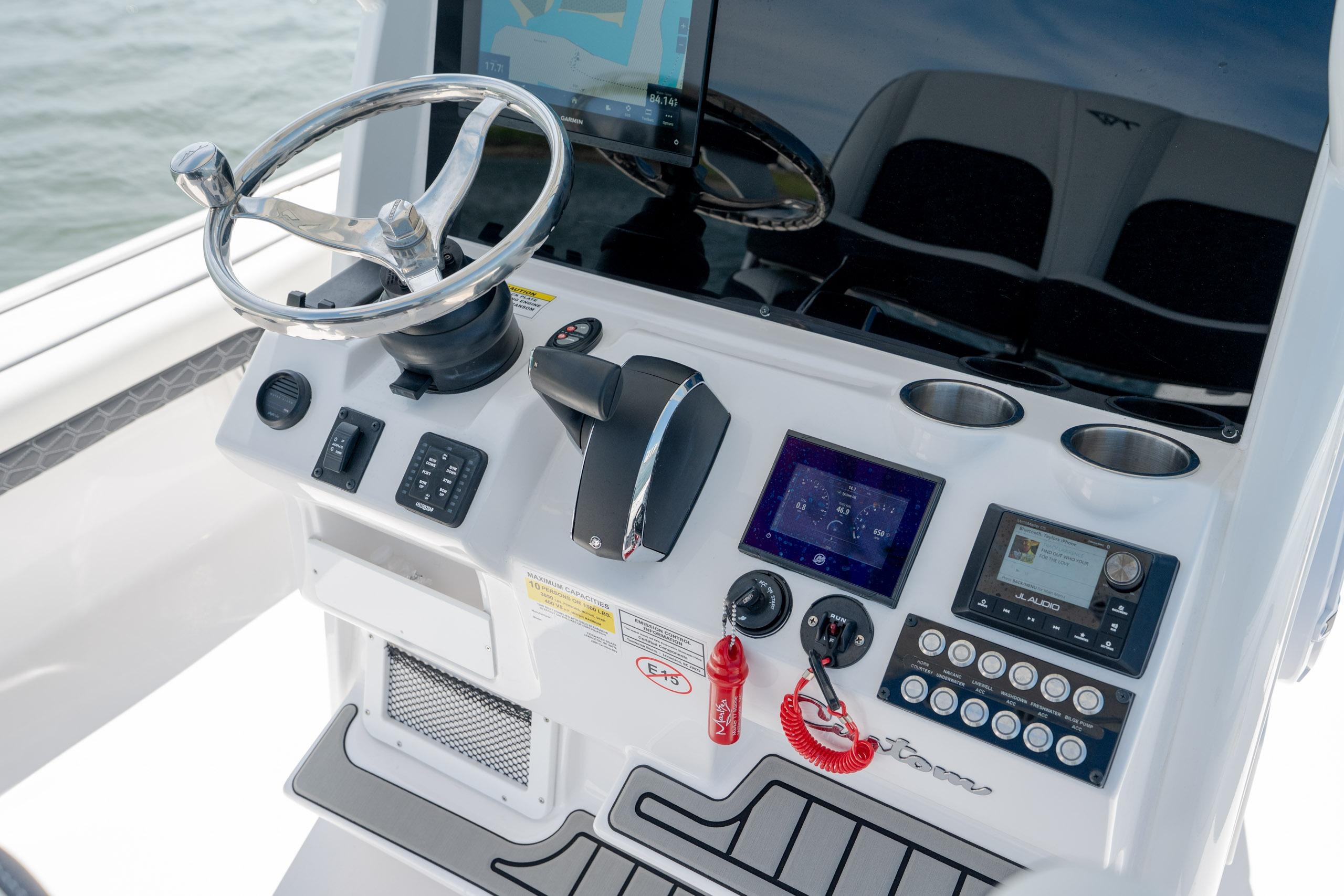 2025 Tidewater 2500 Carolina Bay - thumbnail 21
