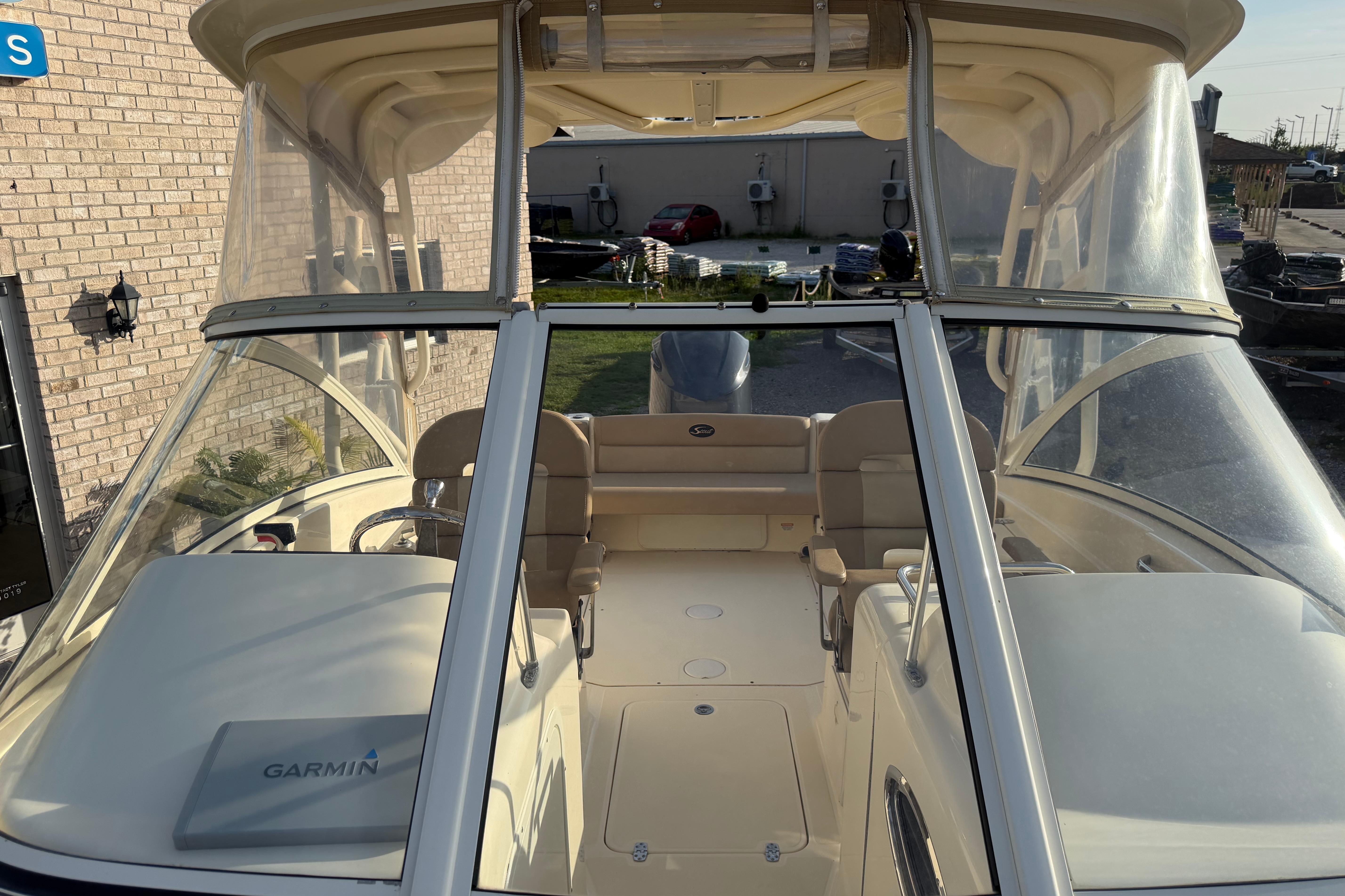2012 Scout 245 Dorado - thumbnail 12