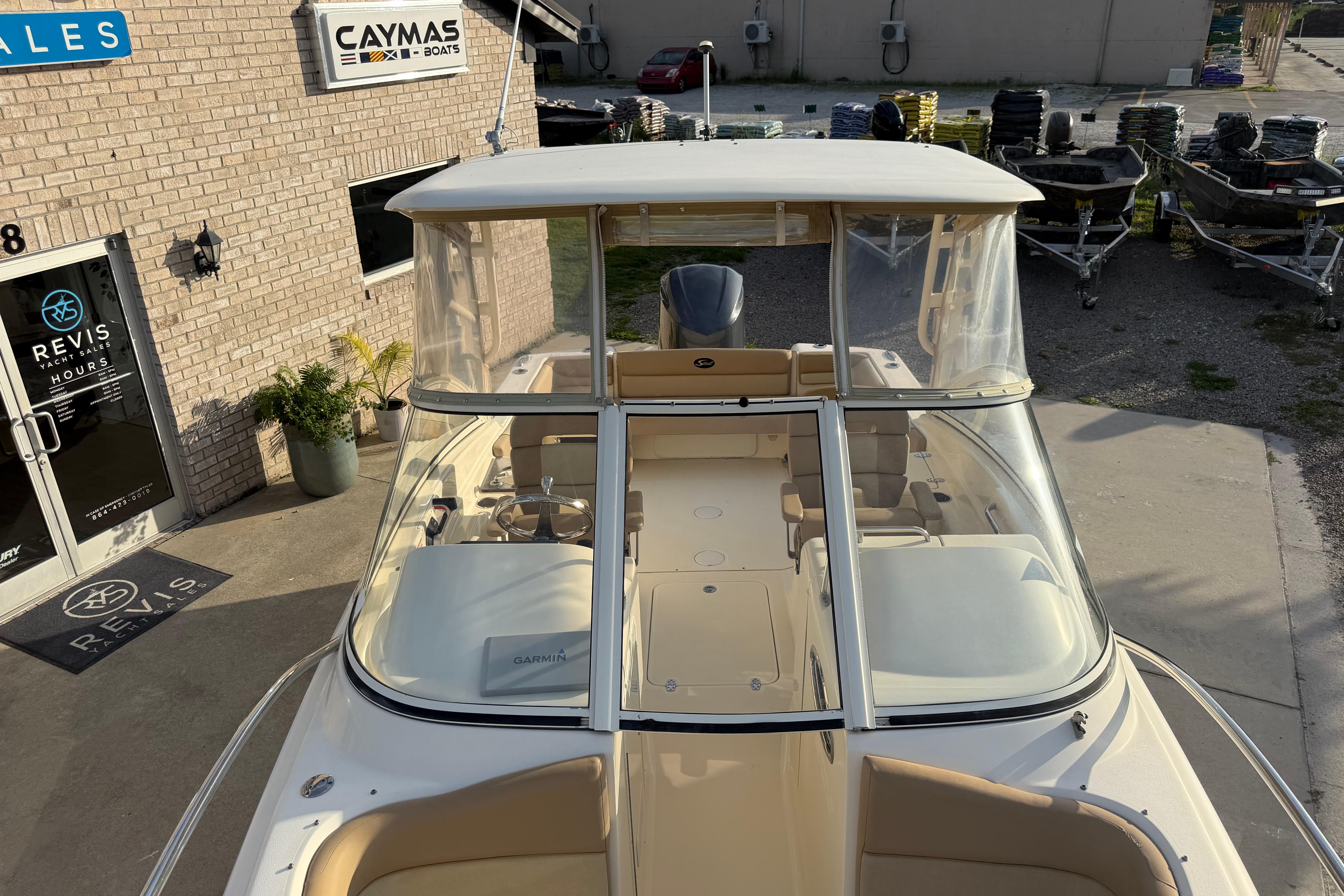 2012 Scout 245 Dorado - thumbnail 10