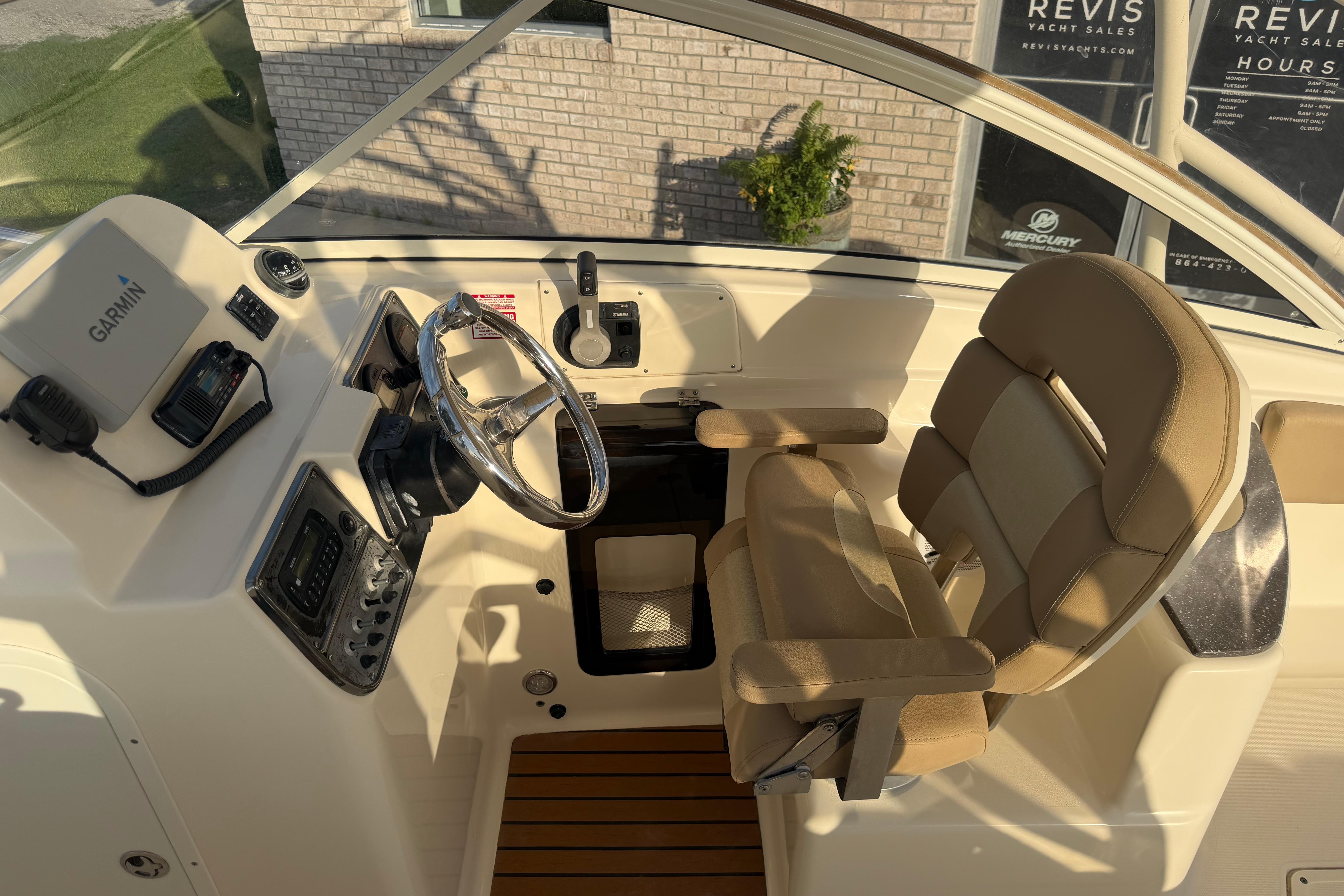 2012 Scout 245 Dorado - thumbnail 15