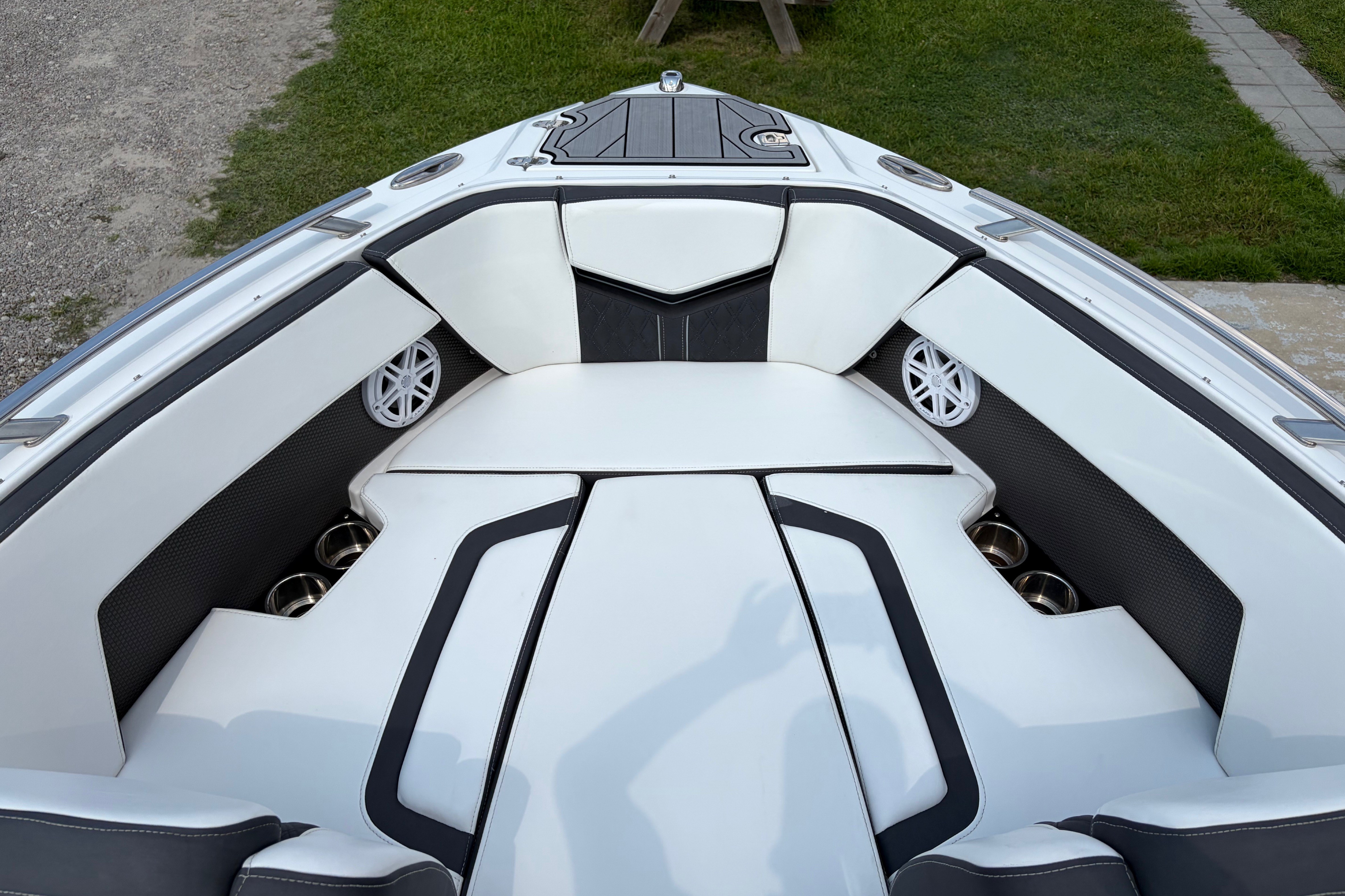 2024 Monterey 215SS Super Sport - thumbnail 9