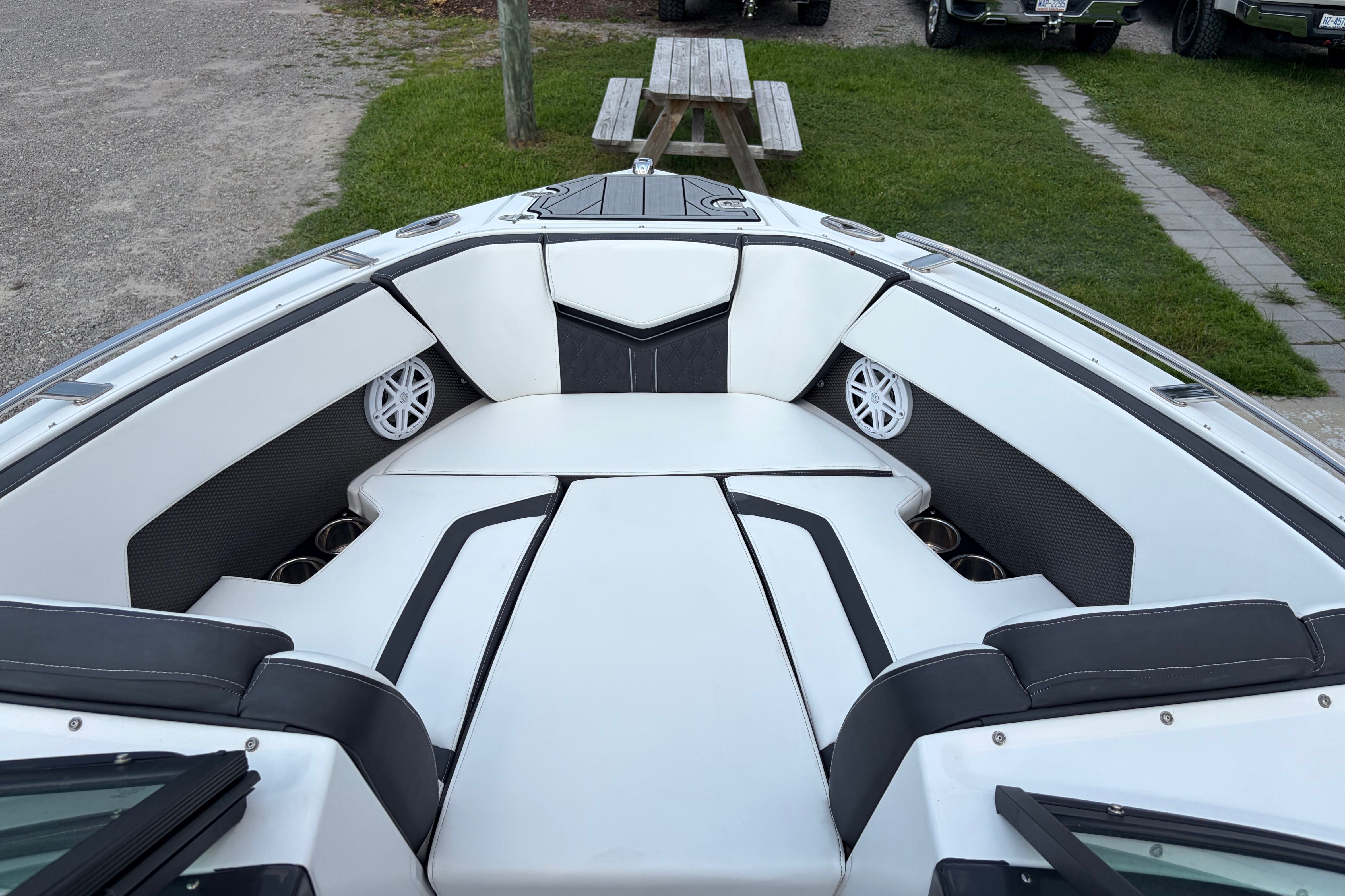 2024 Monterey 215SS Super Sport - thumbnail 10