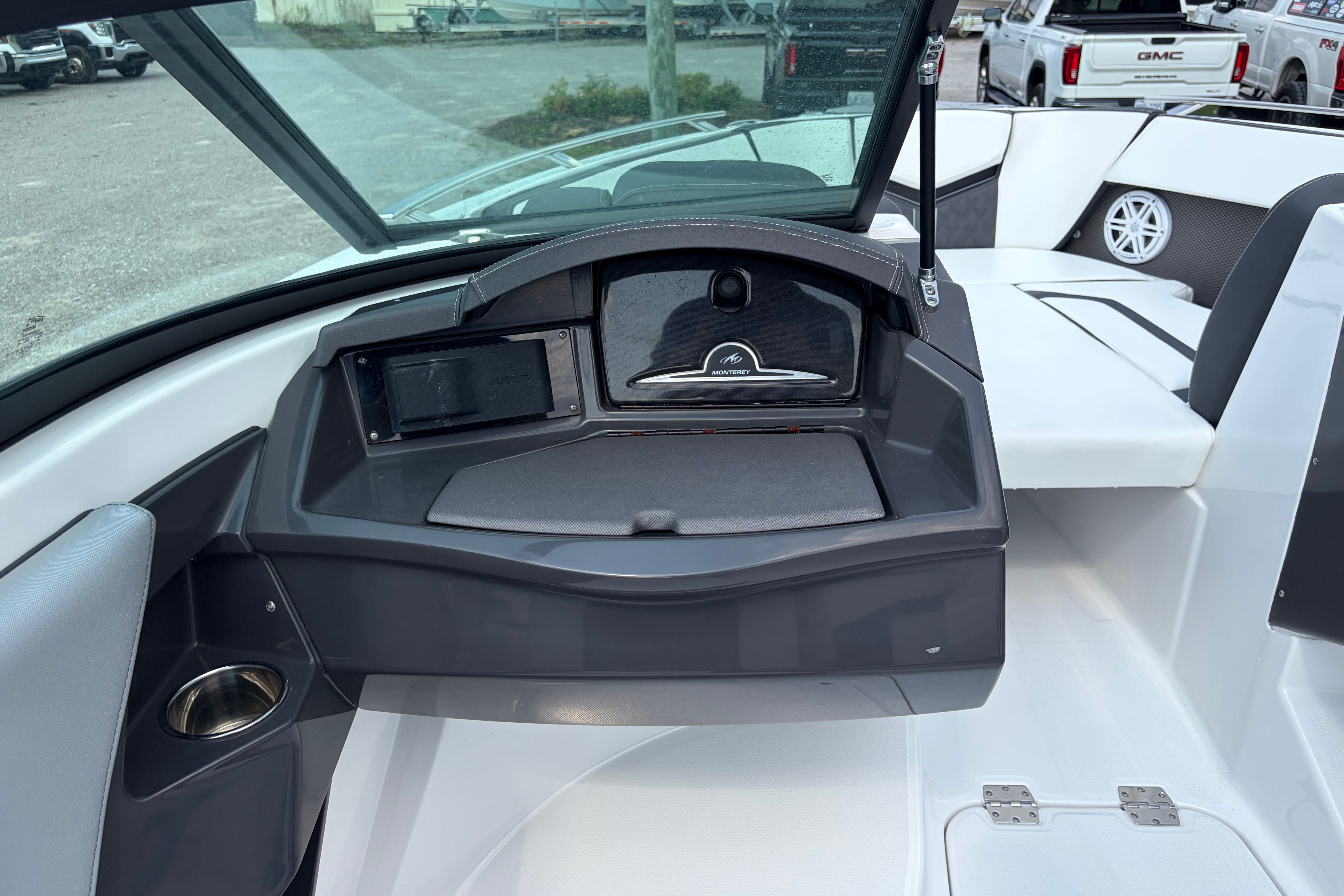 2024 Monterey 215SS Super Sport - thumbnail 19