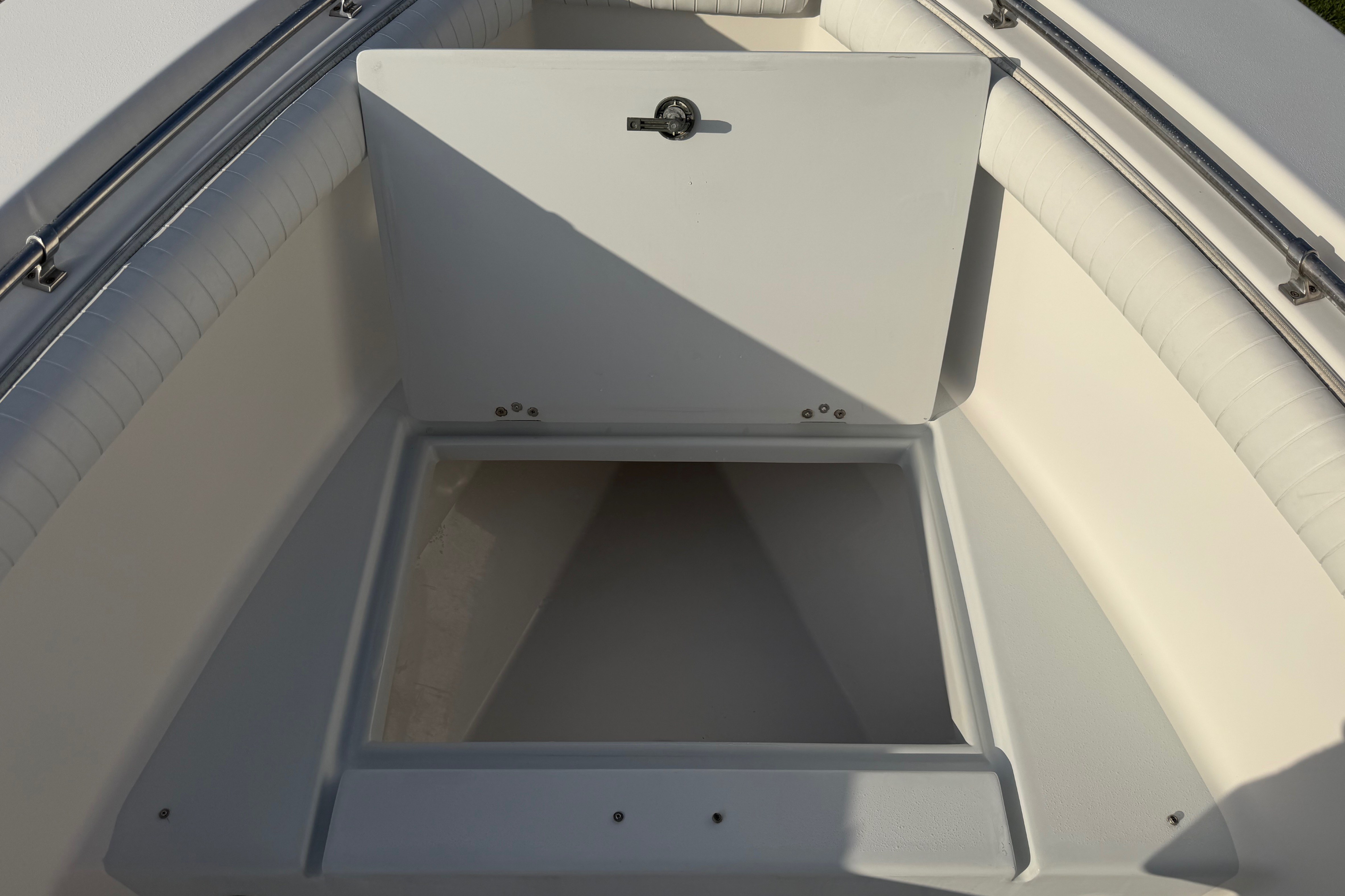 2002 Silverhawk 240 Center Console - thumbnail 32